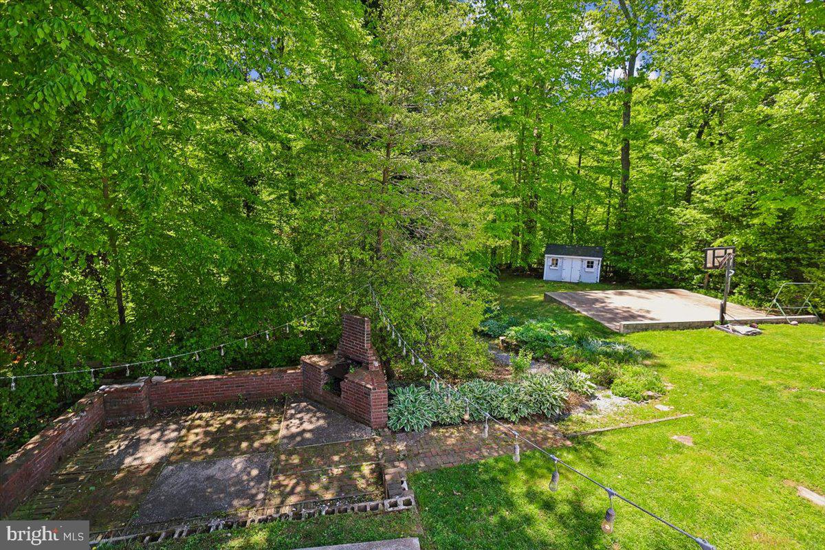 PINES ON THE SEVERN - Residential