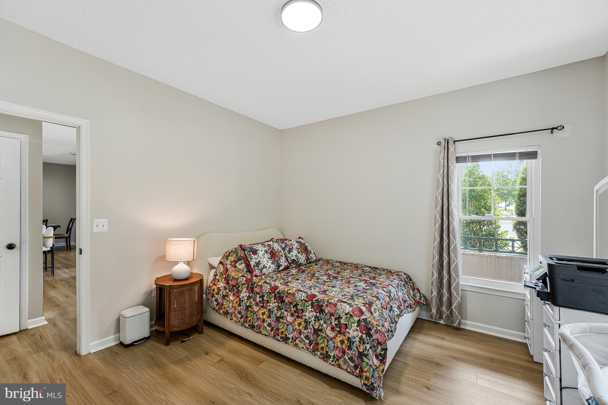 OAK PARK CONDO - Residential