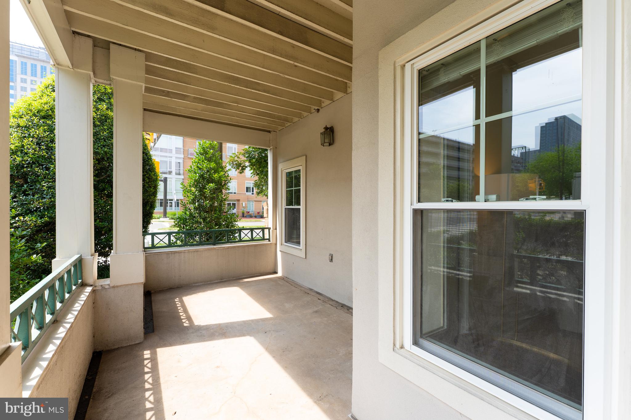 OAK PARK CONDO - Residential