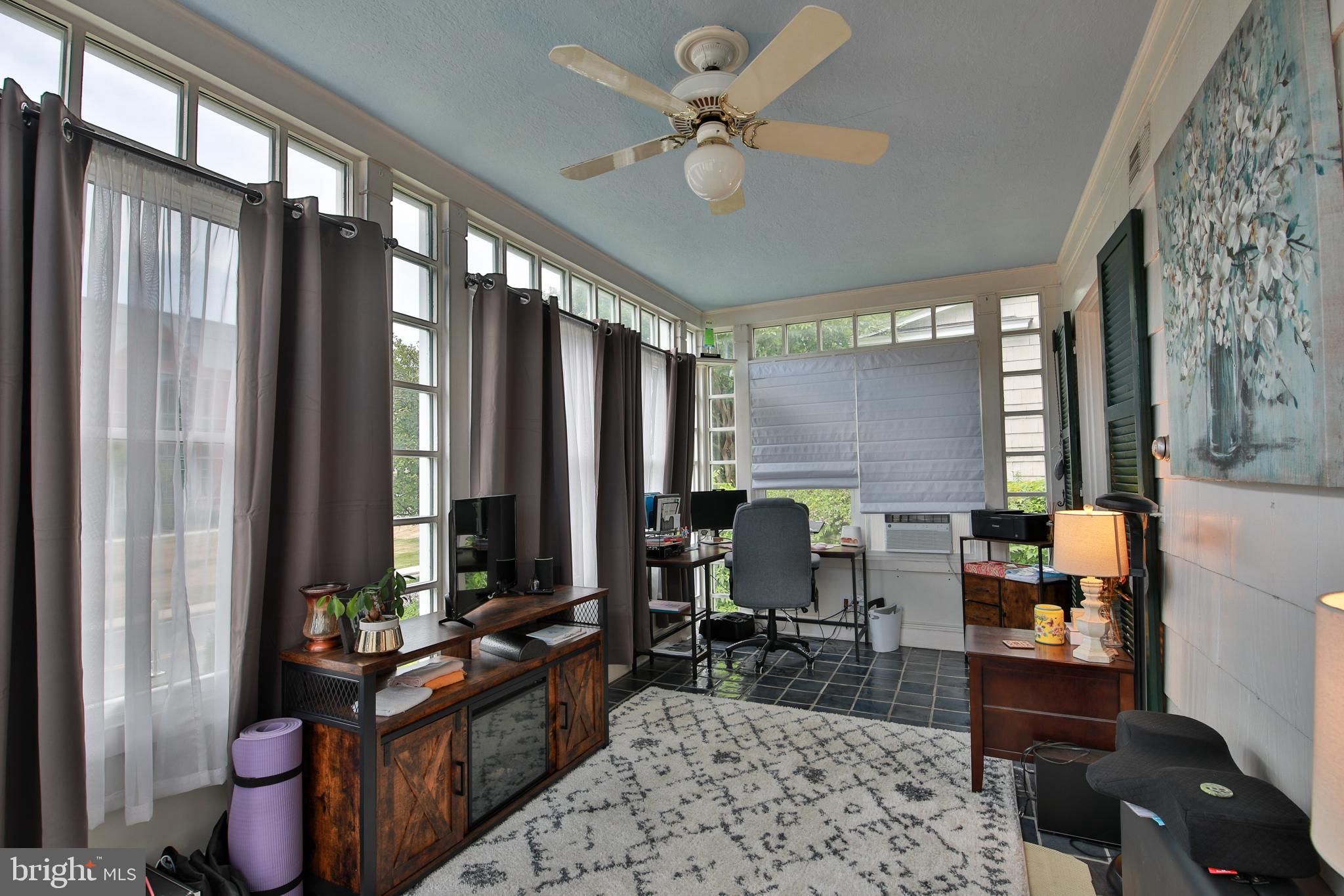 TOWSON - Residential