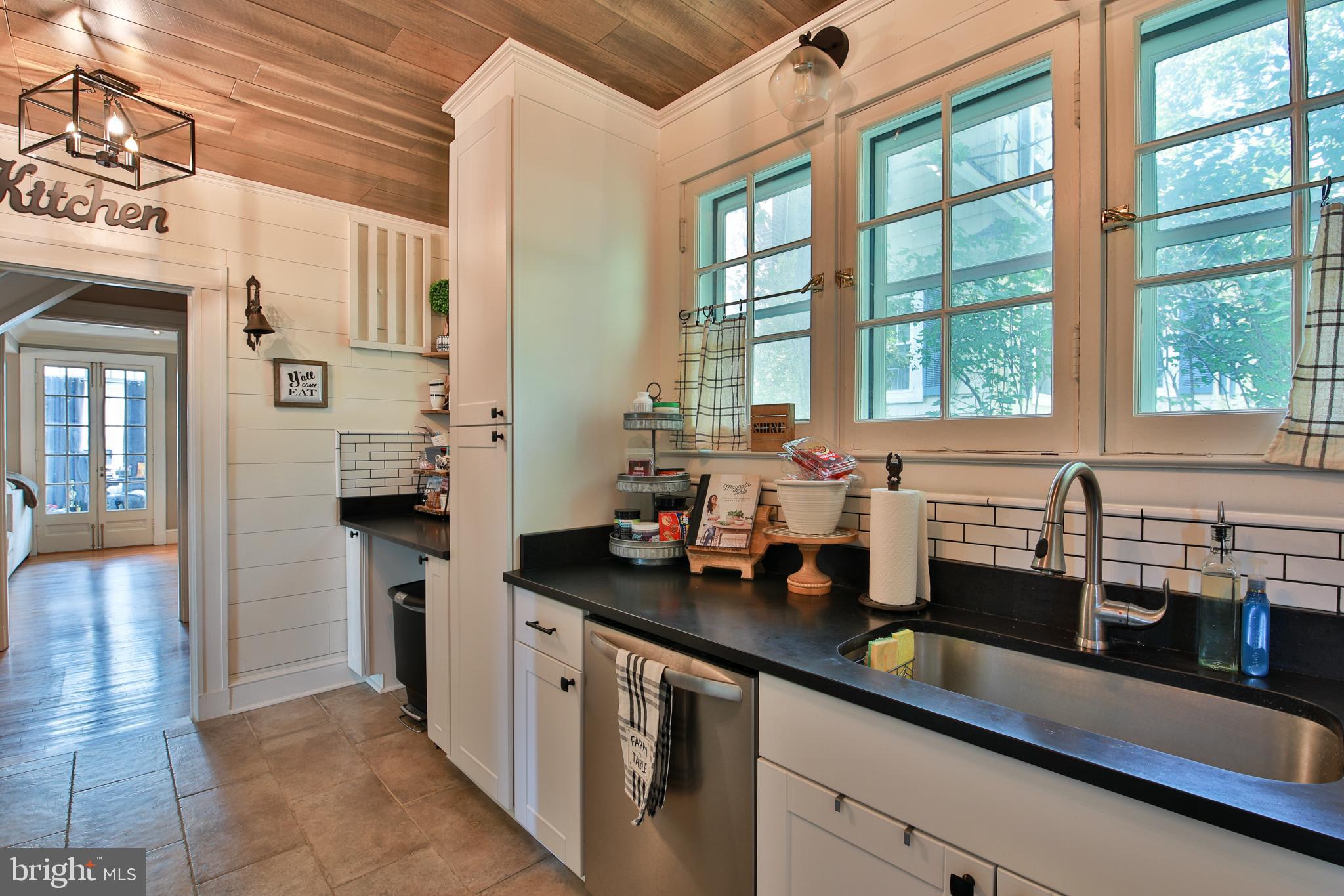 TOWSON - Residential