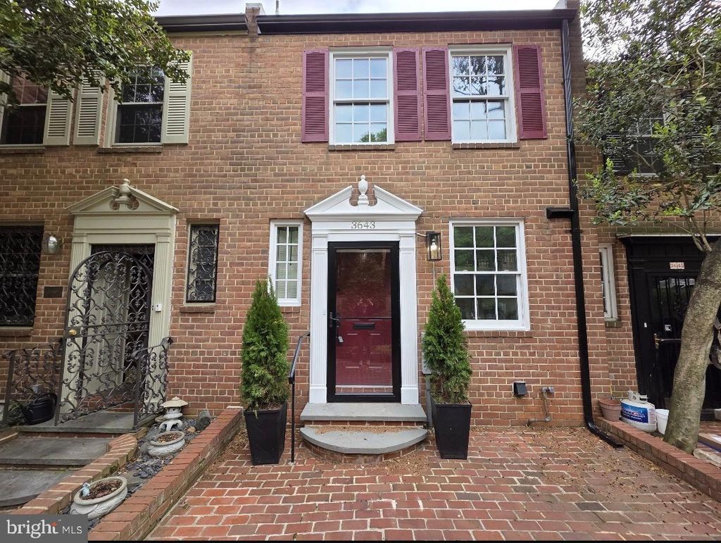 Photo of 3643 Saint Marys Place NW, WASHINGTON, DC 20007 (MLS # DCDC2258224)