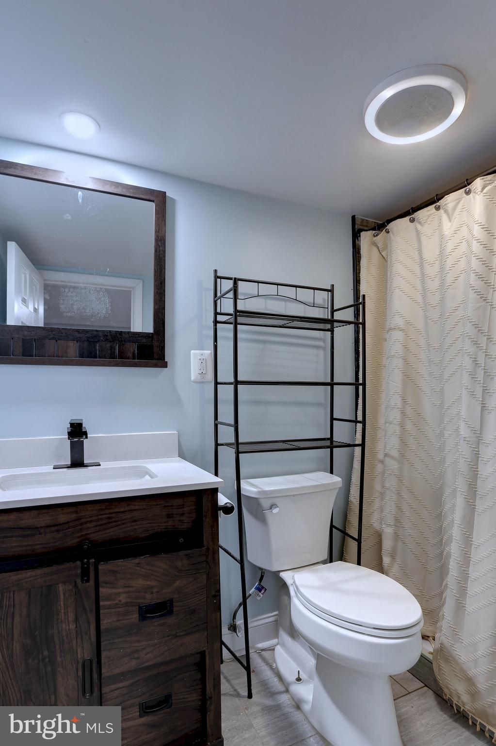 GERARD PLAZA - Residential