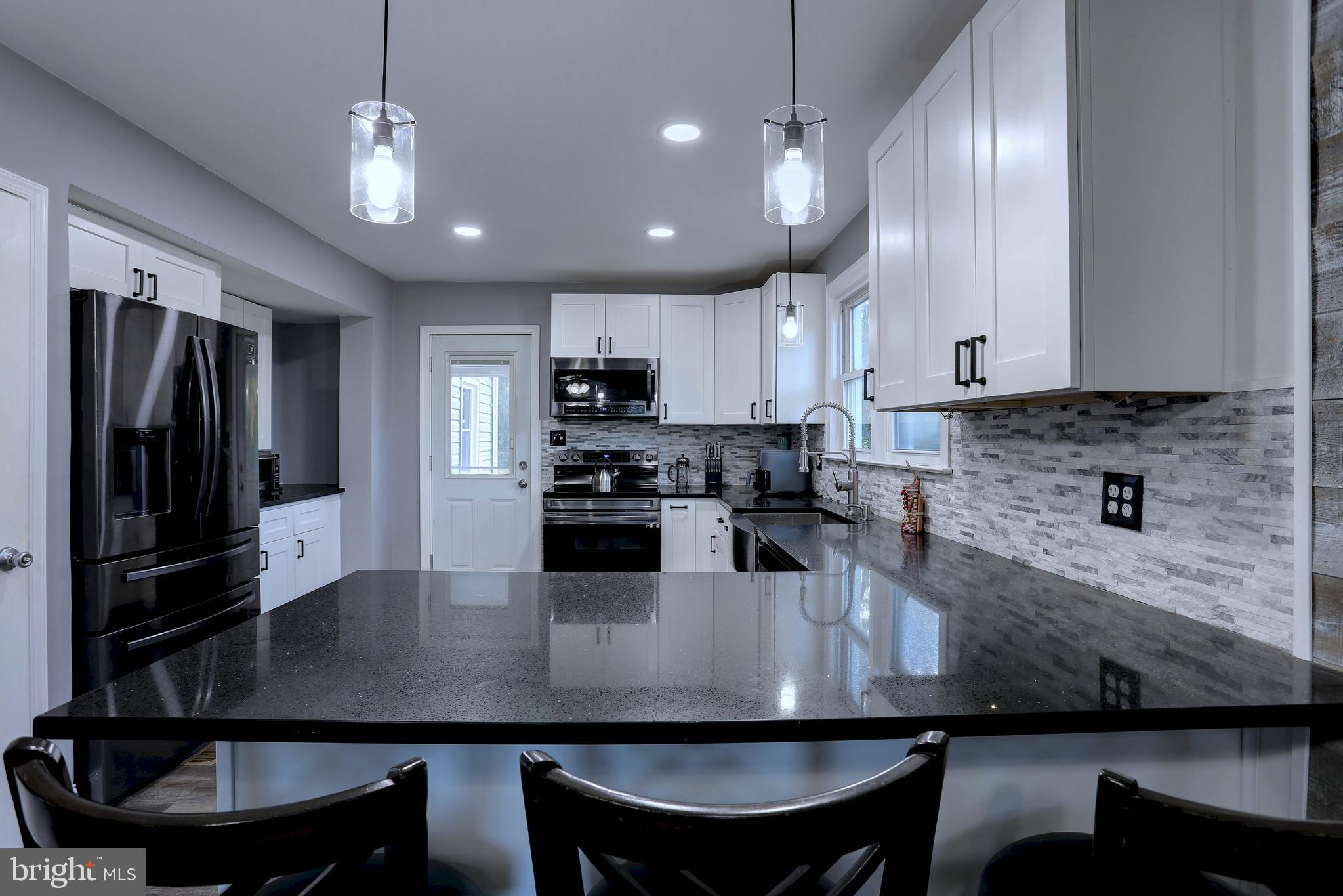 GERARD PLAZA - Residential