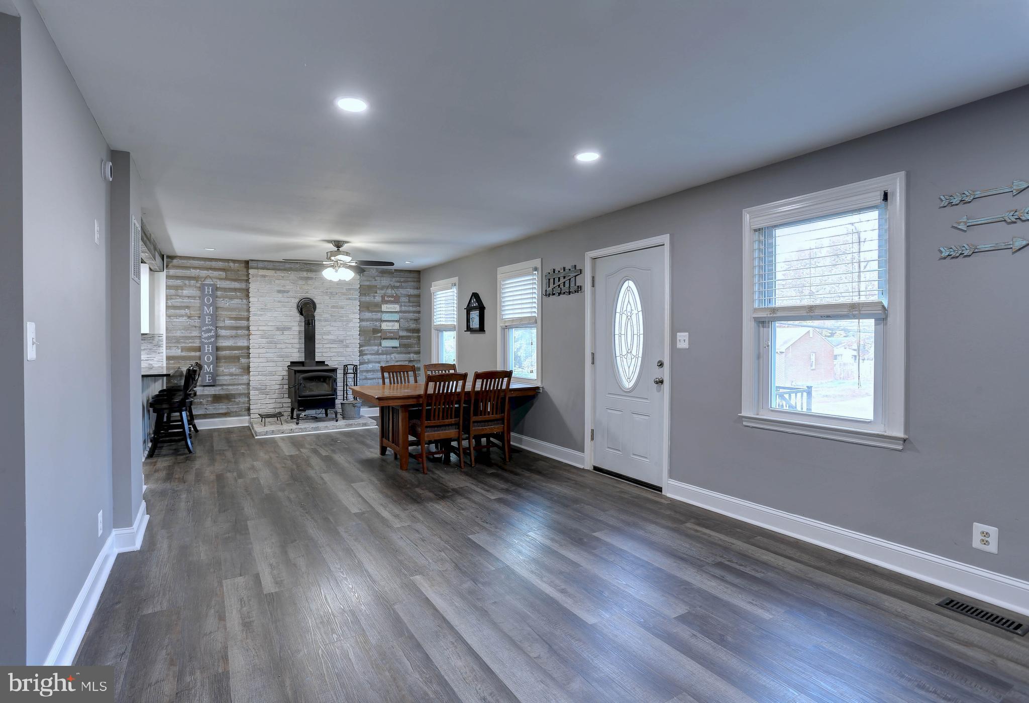 GERARD PLAZA - Residential