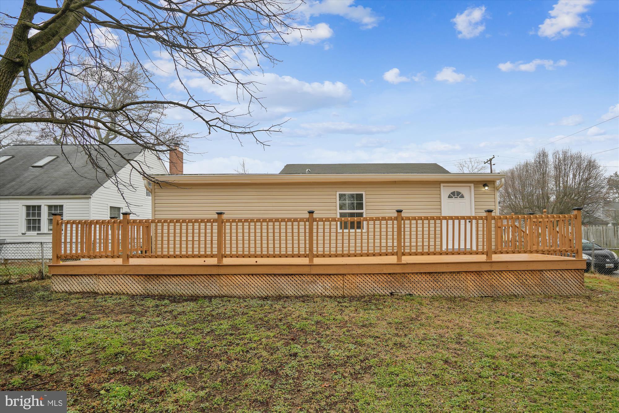 3736 BEACH DRIVE BOULEVARD