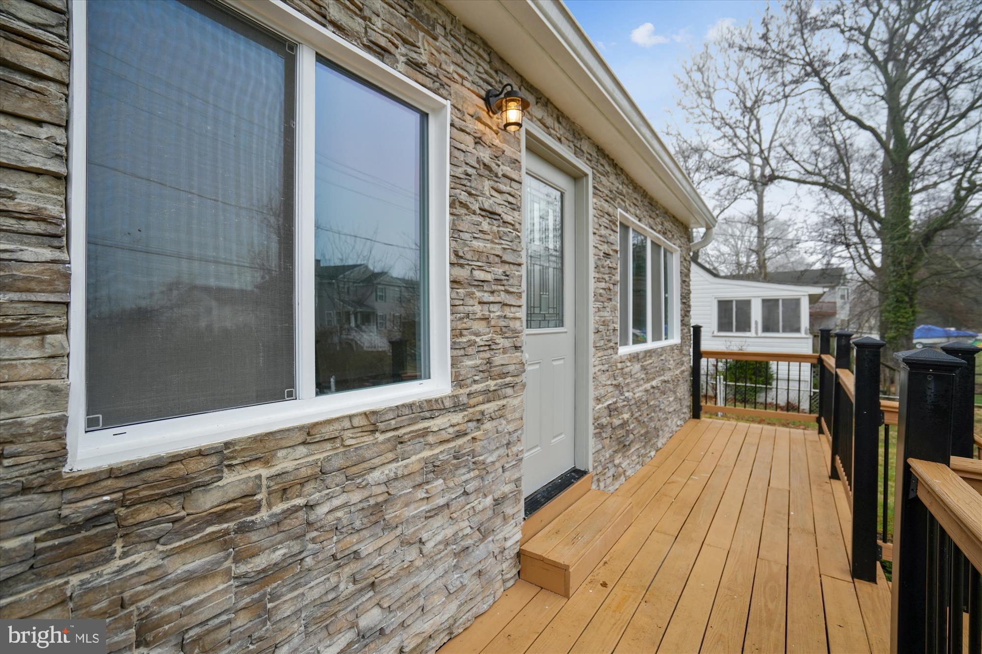 SELBY ON THE BAY - Residential