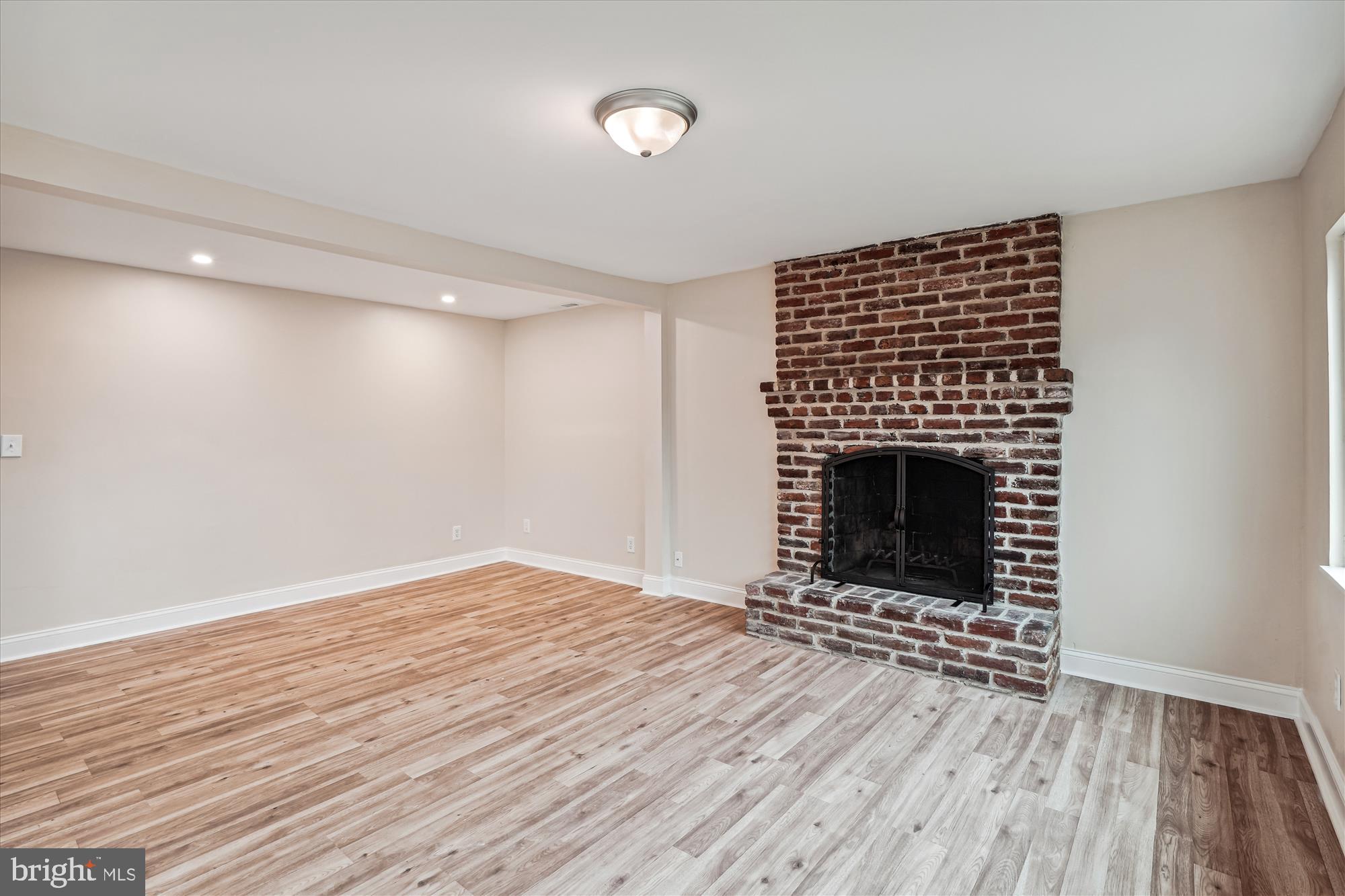 SELBY ON THE BAY - Residential