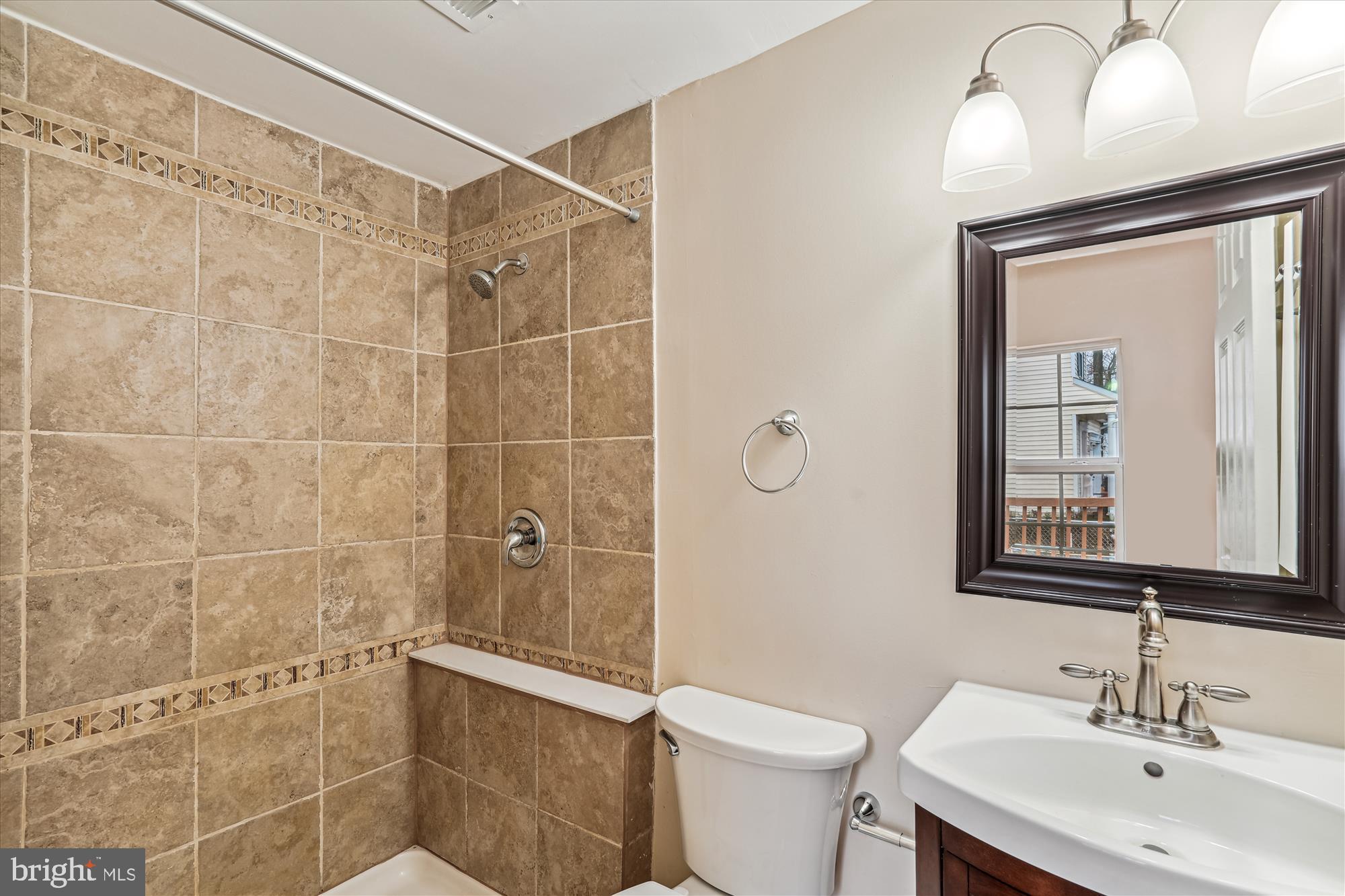 SELBY ON THE BAY - Residential