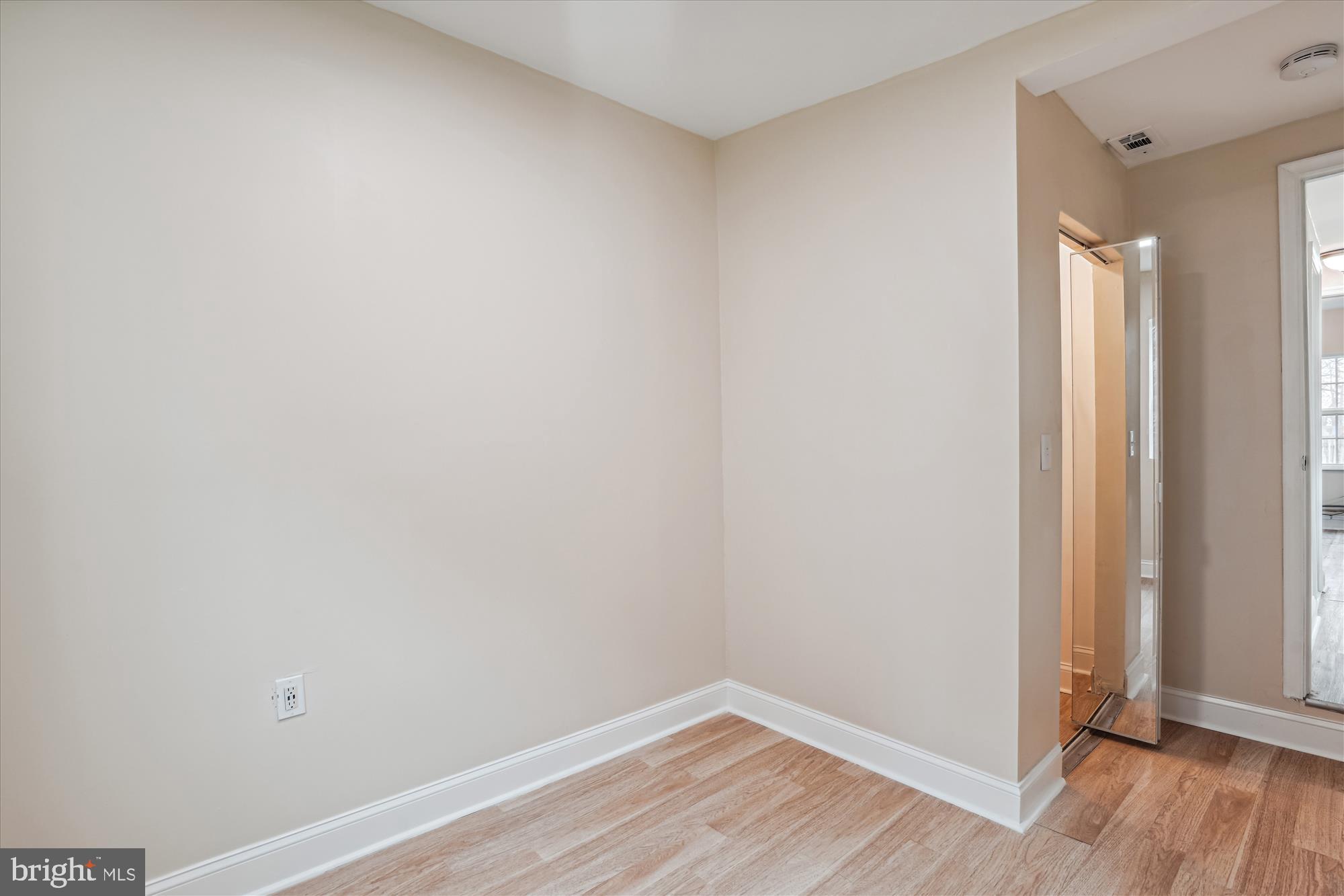 SELBY ON THE BAY - Residential