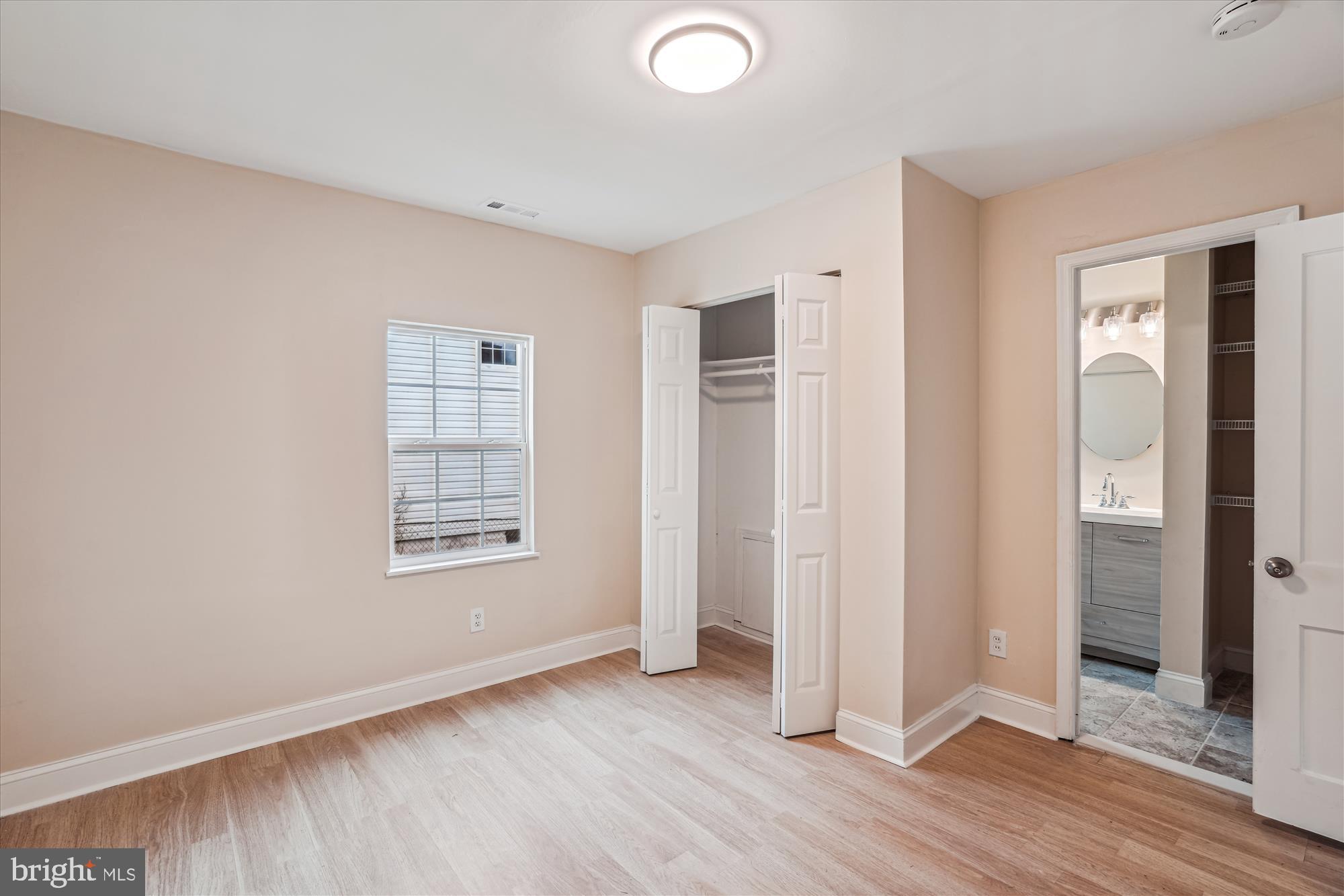 SELBY ON THE BAY - Residential