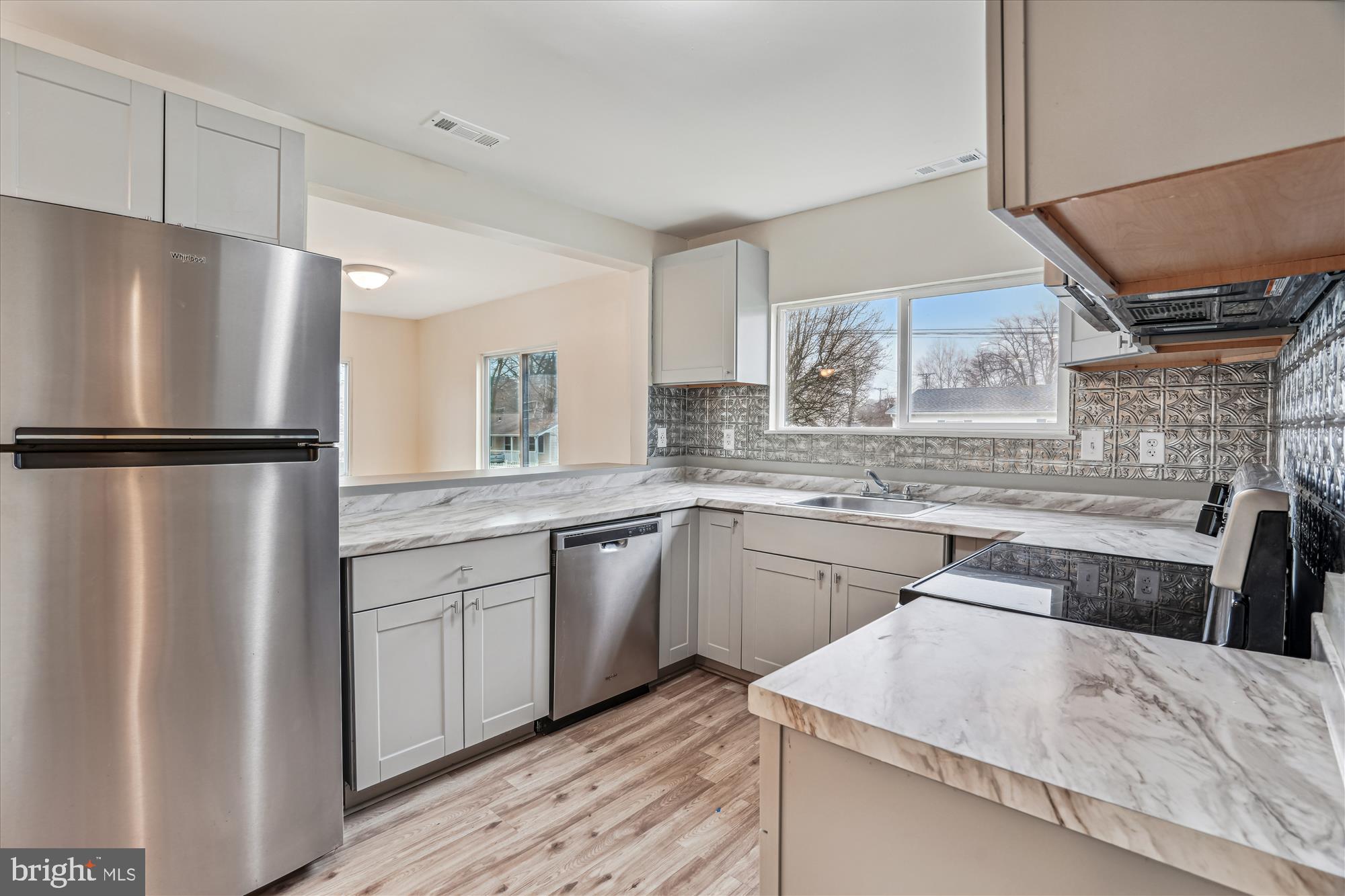 SELBY ON THE BAY - Residential