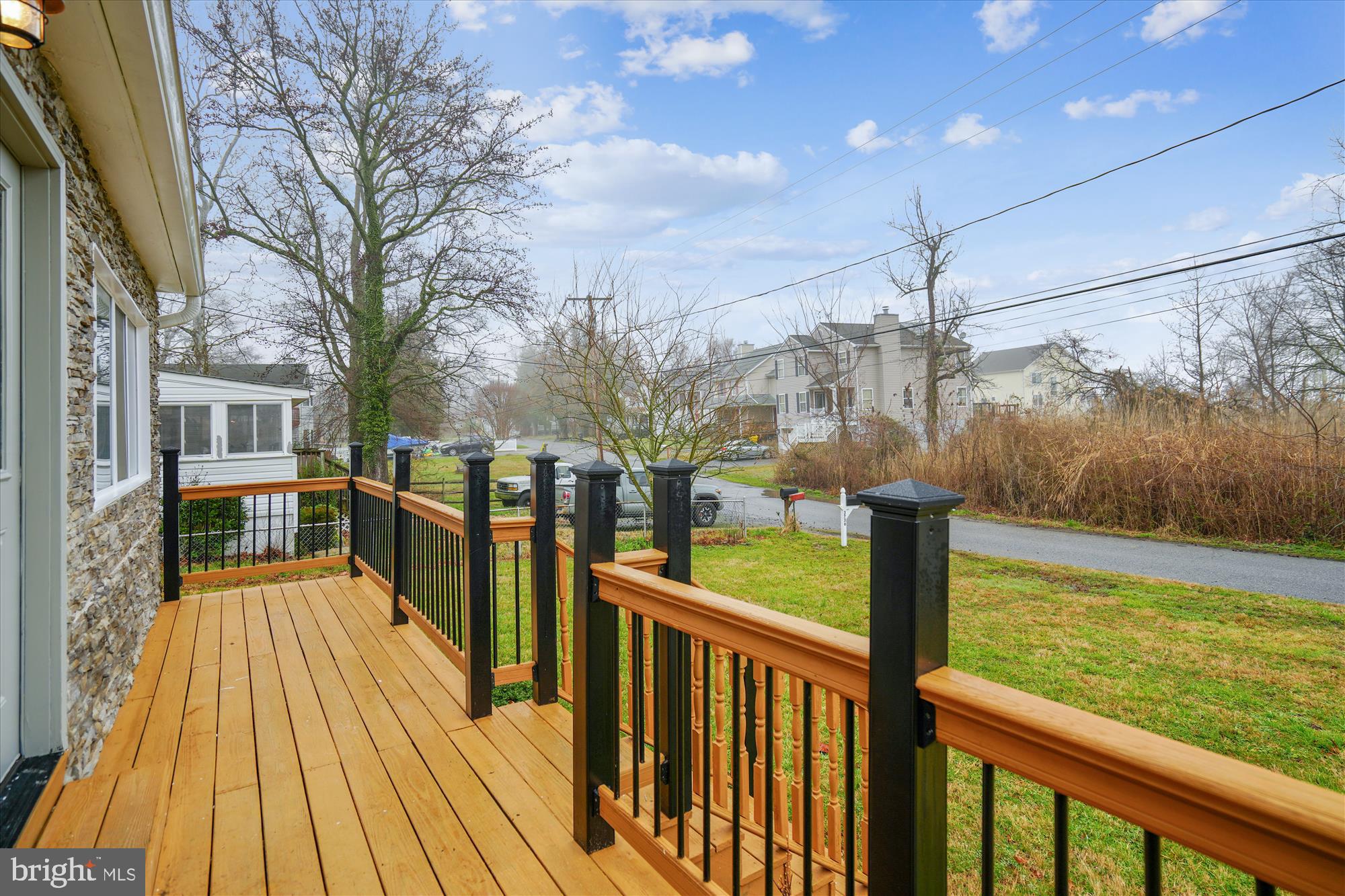 SELBY ON THE BAY - Residential