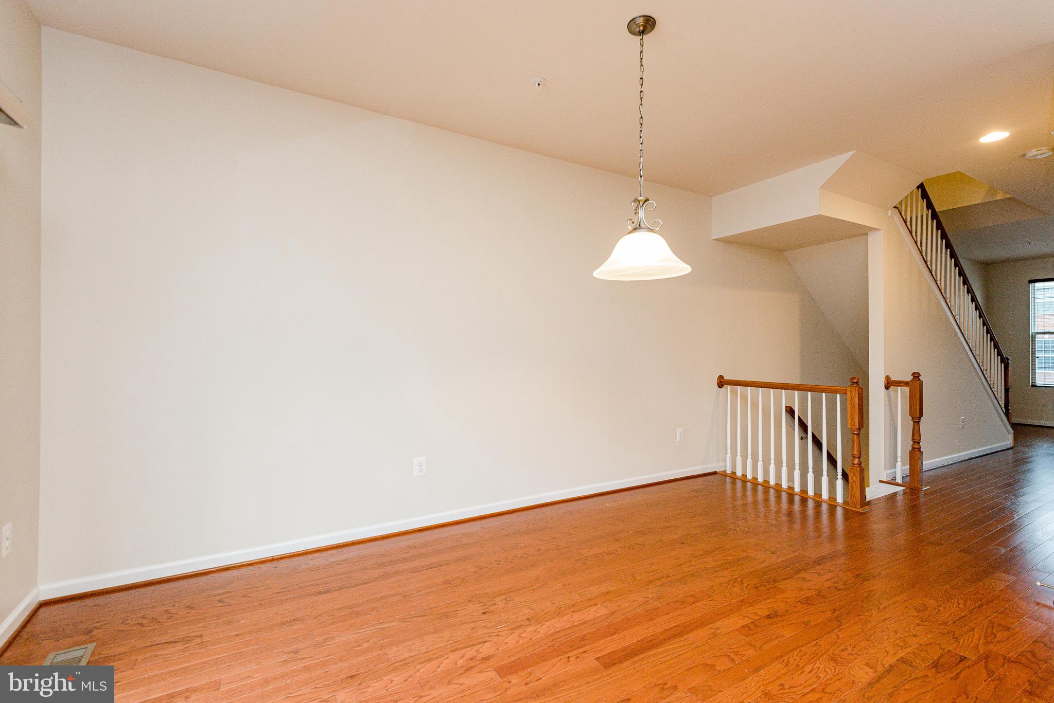 BLUE STREAM - Residential Lease