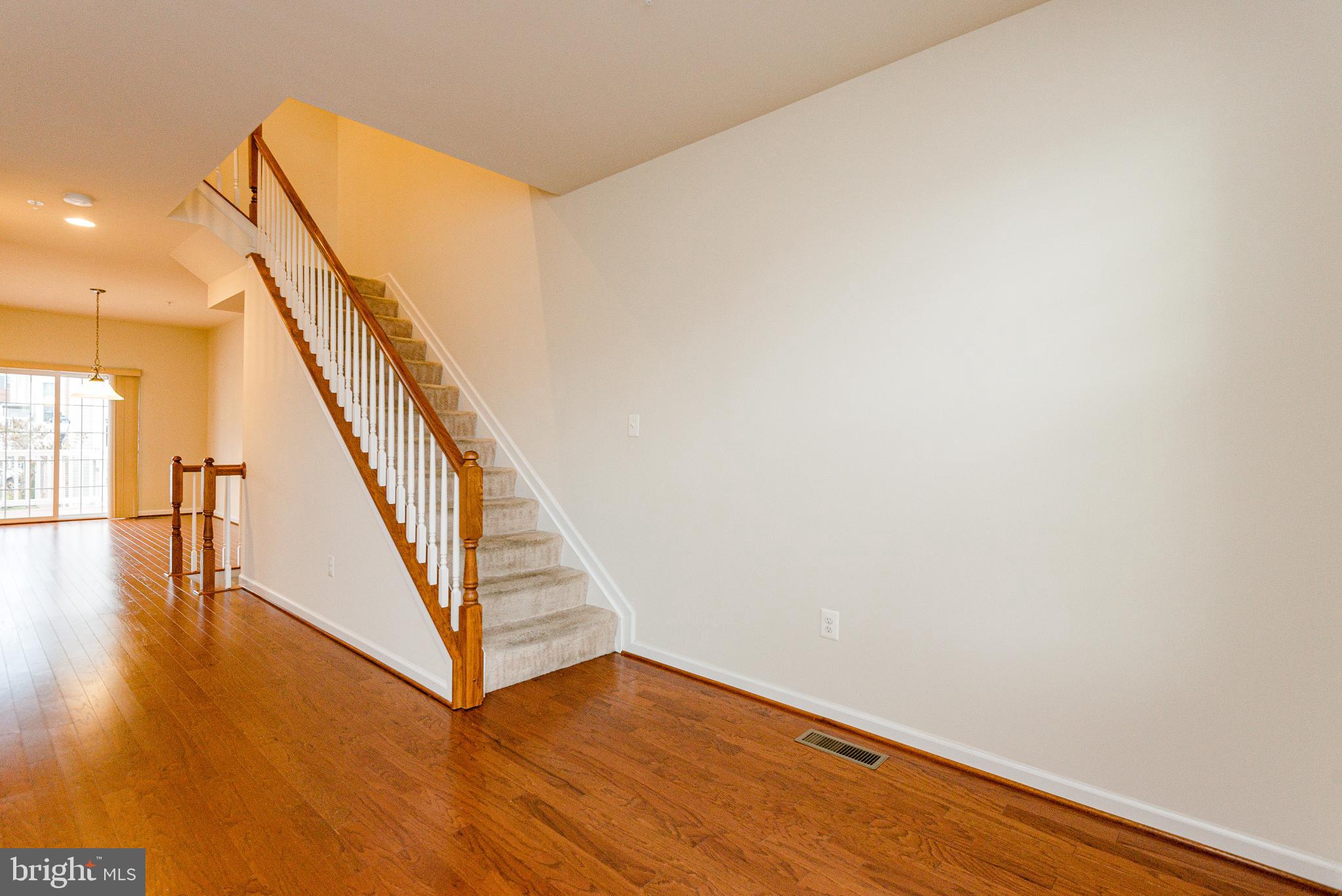 BLUE STREAM - Residential Lease