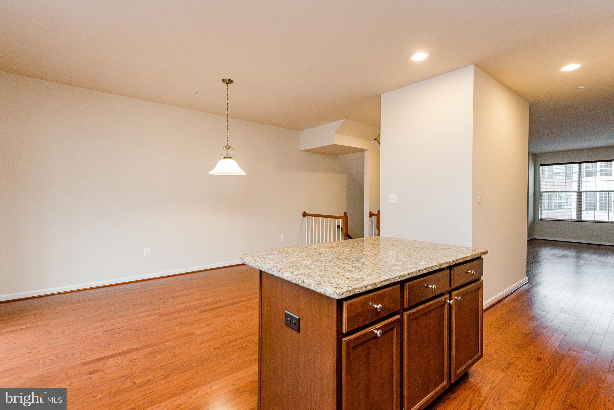 BLUE STREAM - Residential Lease