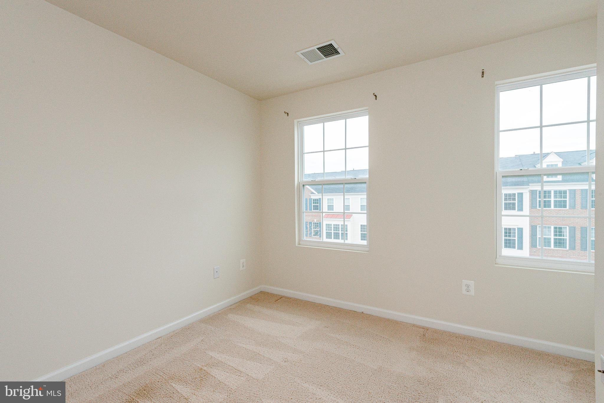 BLUE STREAM - Residential Lease