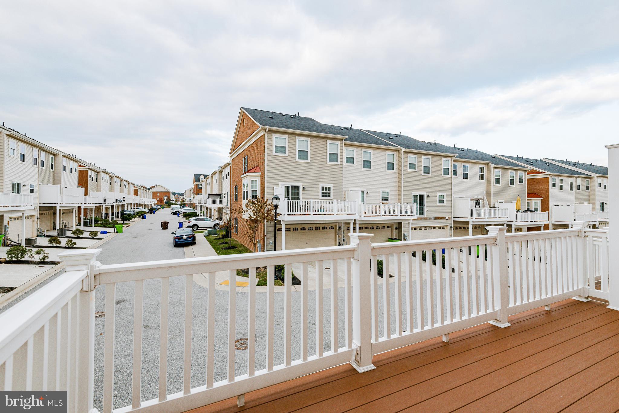 BLUE STREAM - Residential Lease