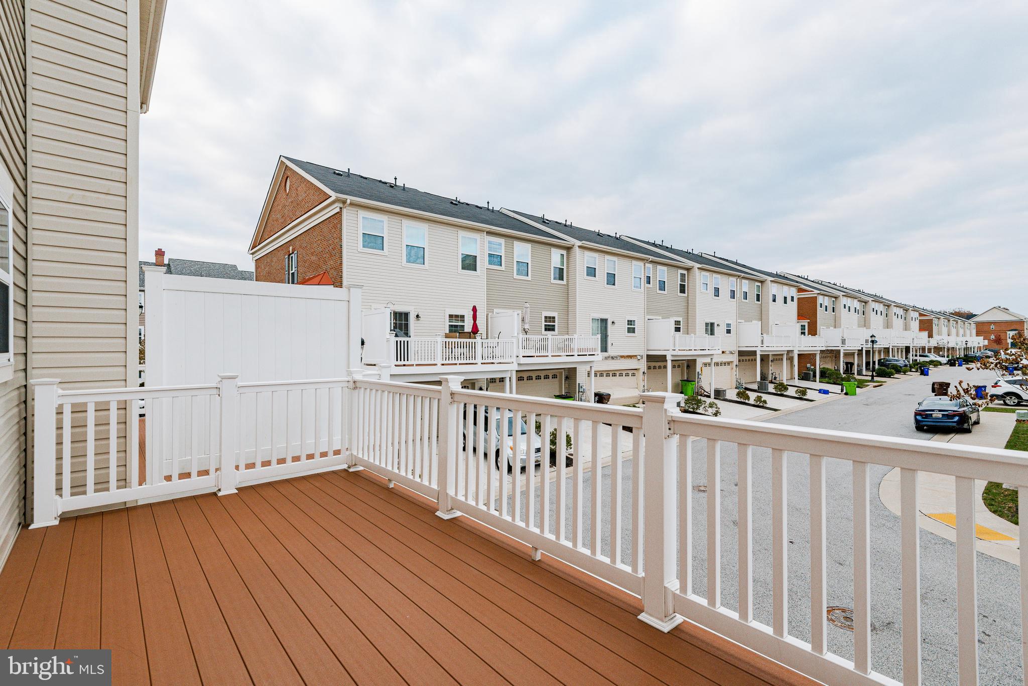 BLUE STREAM - Residential Lease