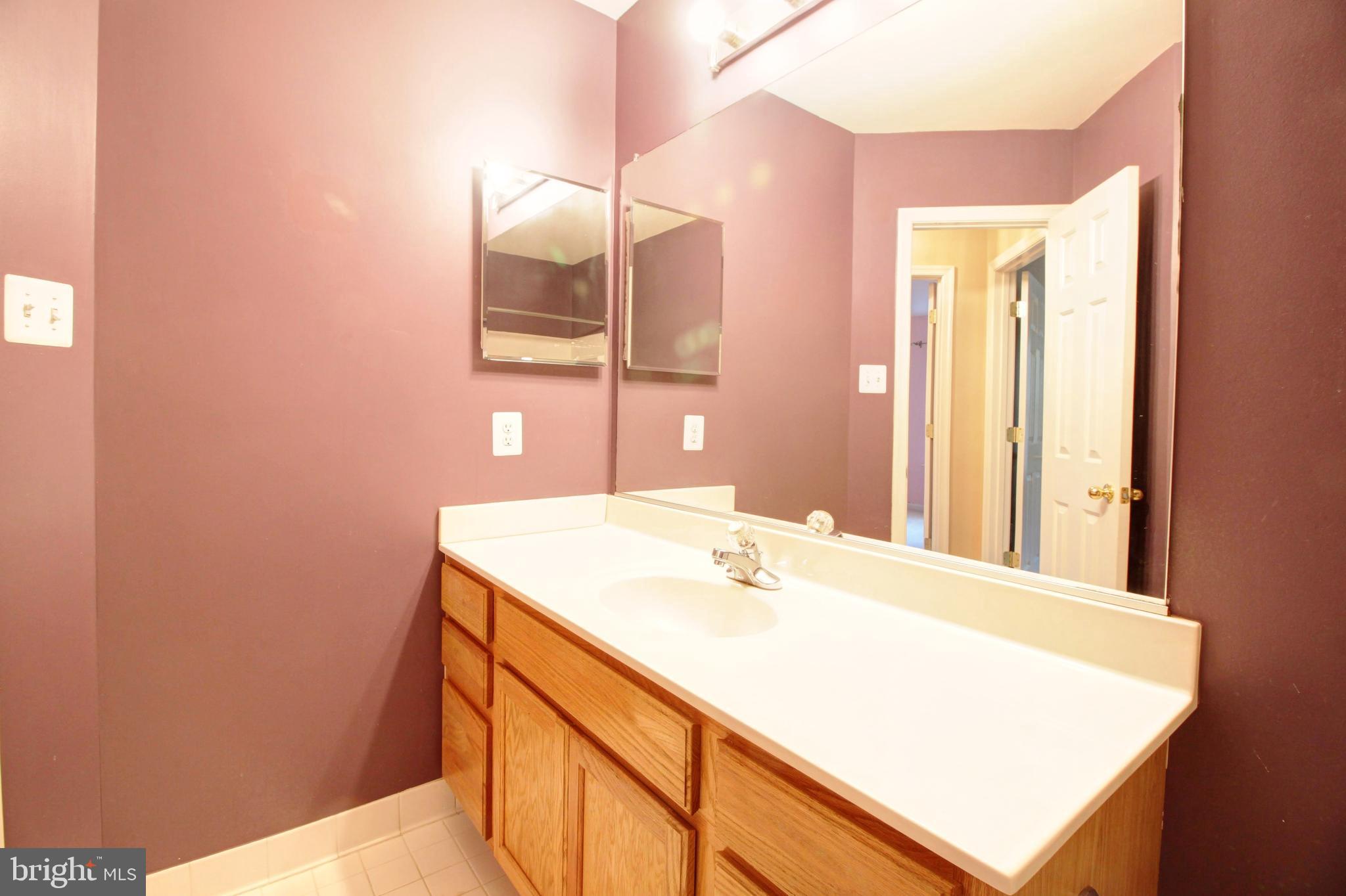 URBANA HIGHLANDS - Residential Lease