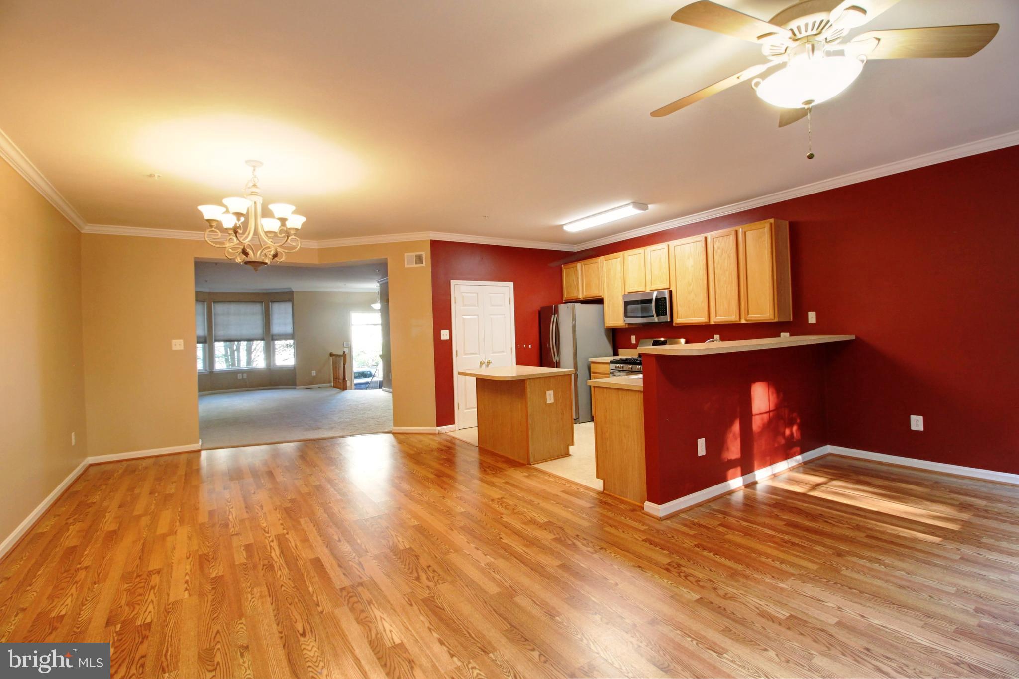 URBANA HIGHLANDS - Residential Lease