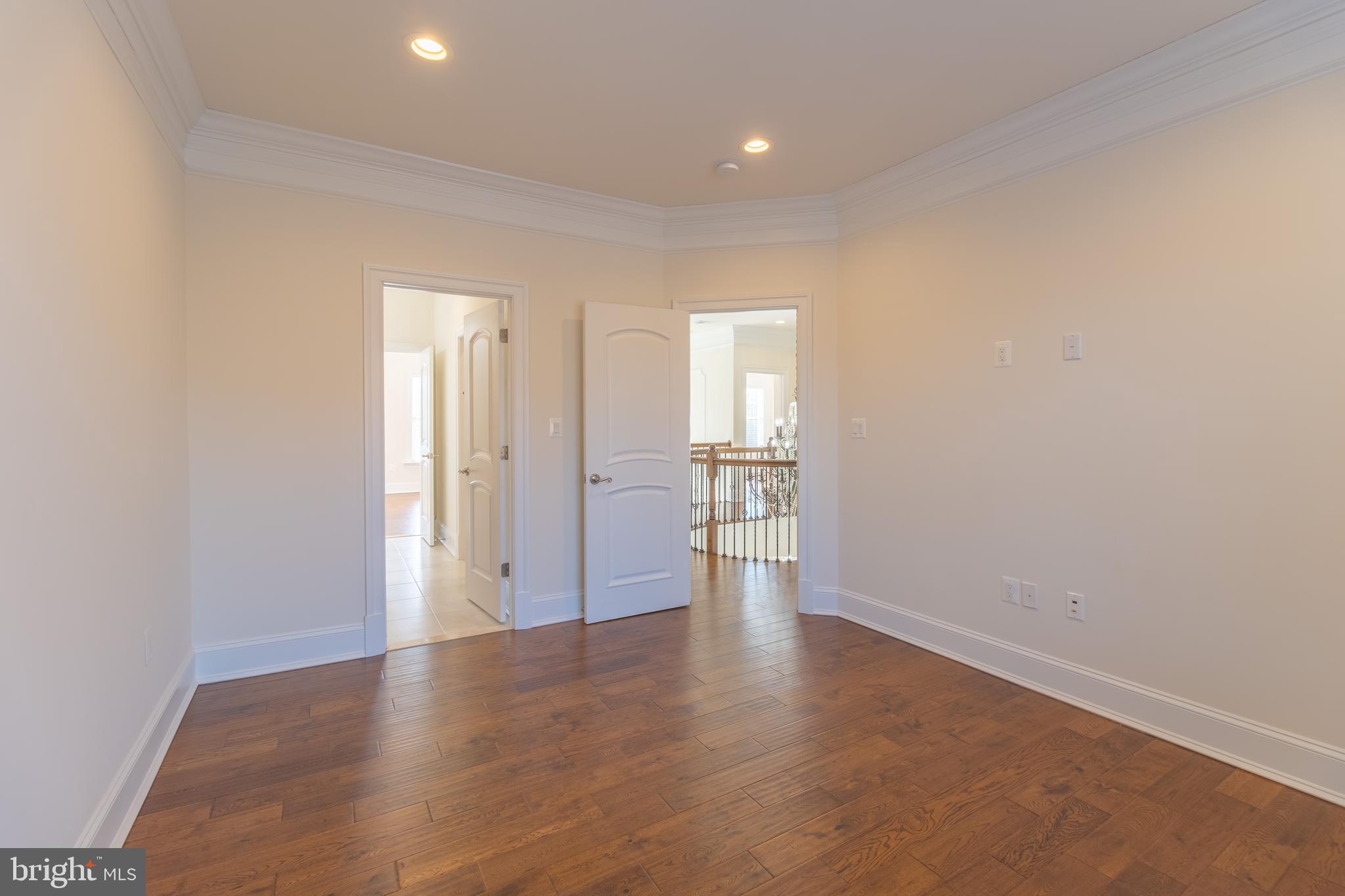 HOLMES RUN ACRES - Residential