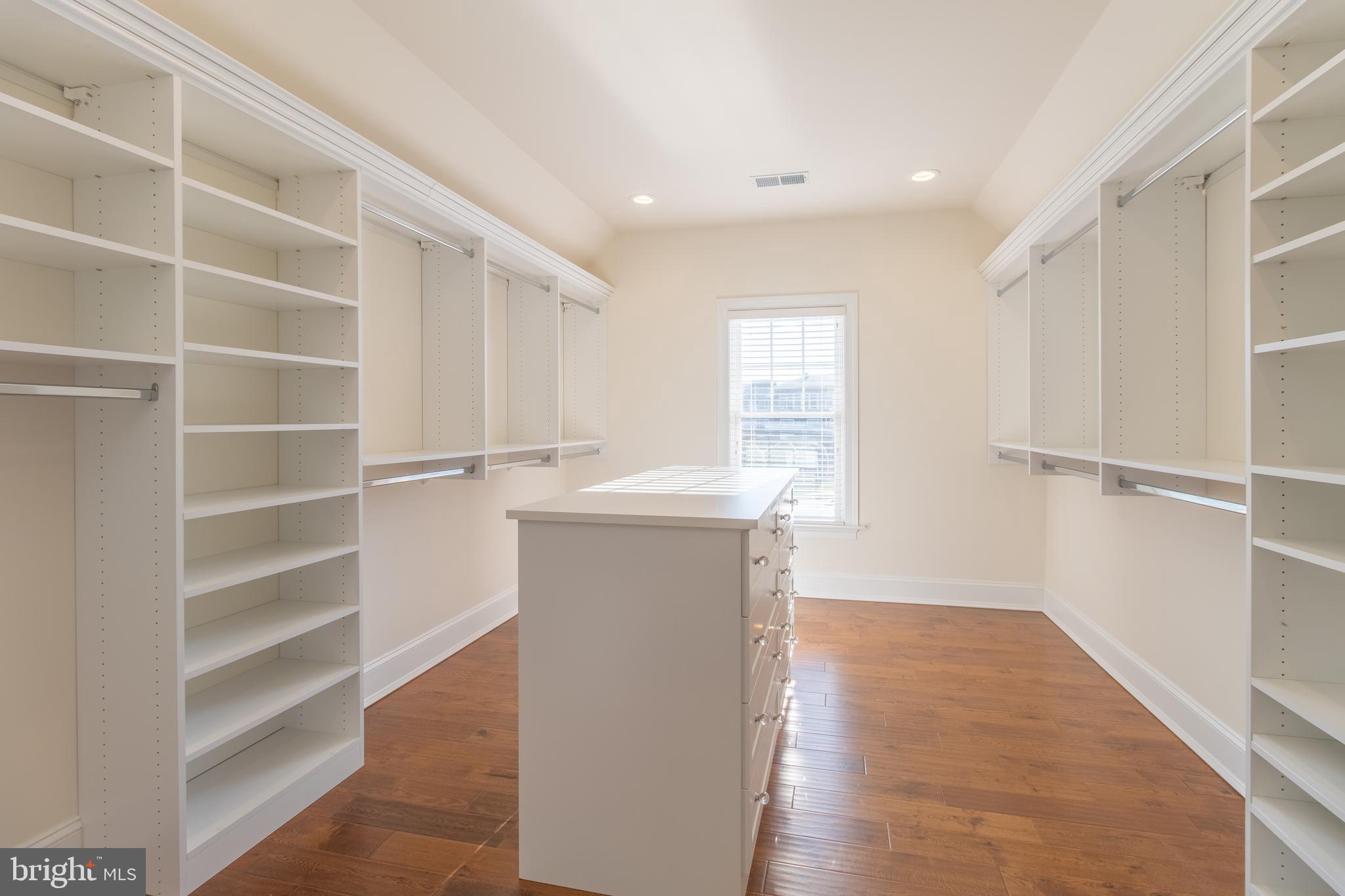 HOLMES RUN ACRES - Residential