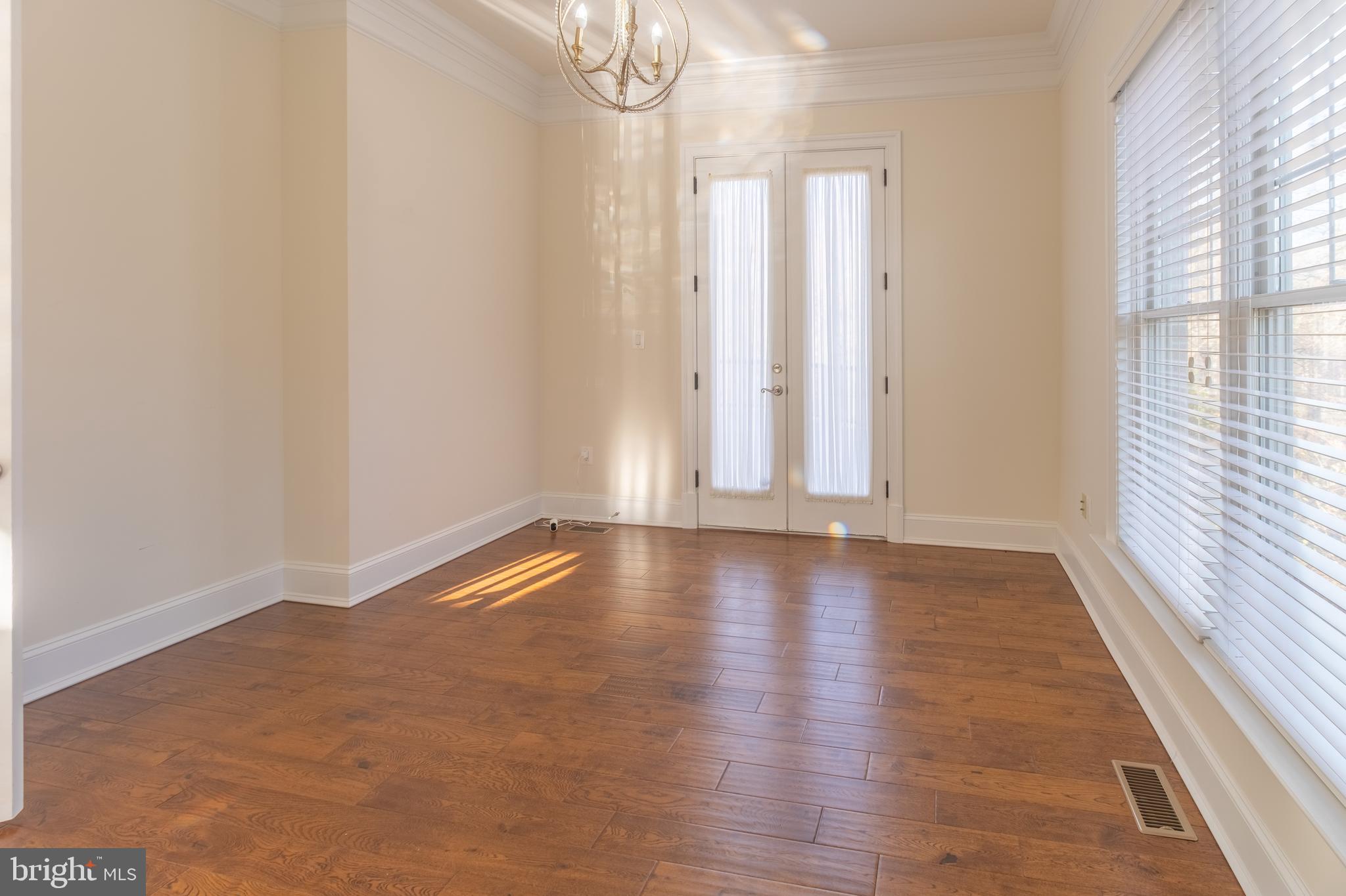 HOLMES RUN ACRES - Residential