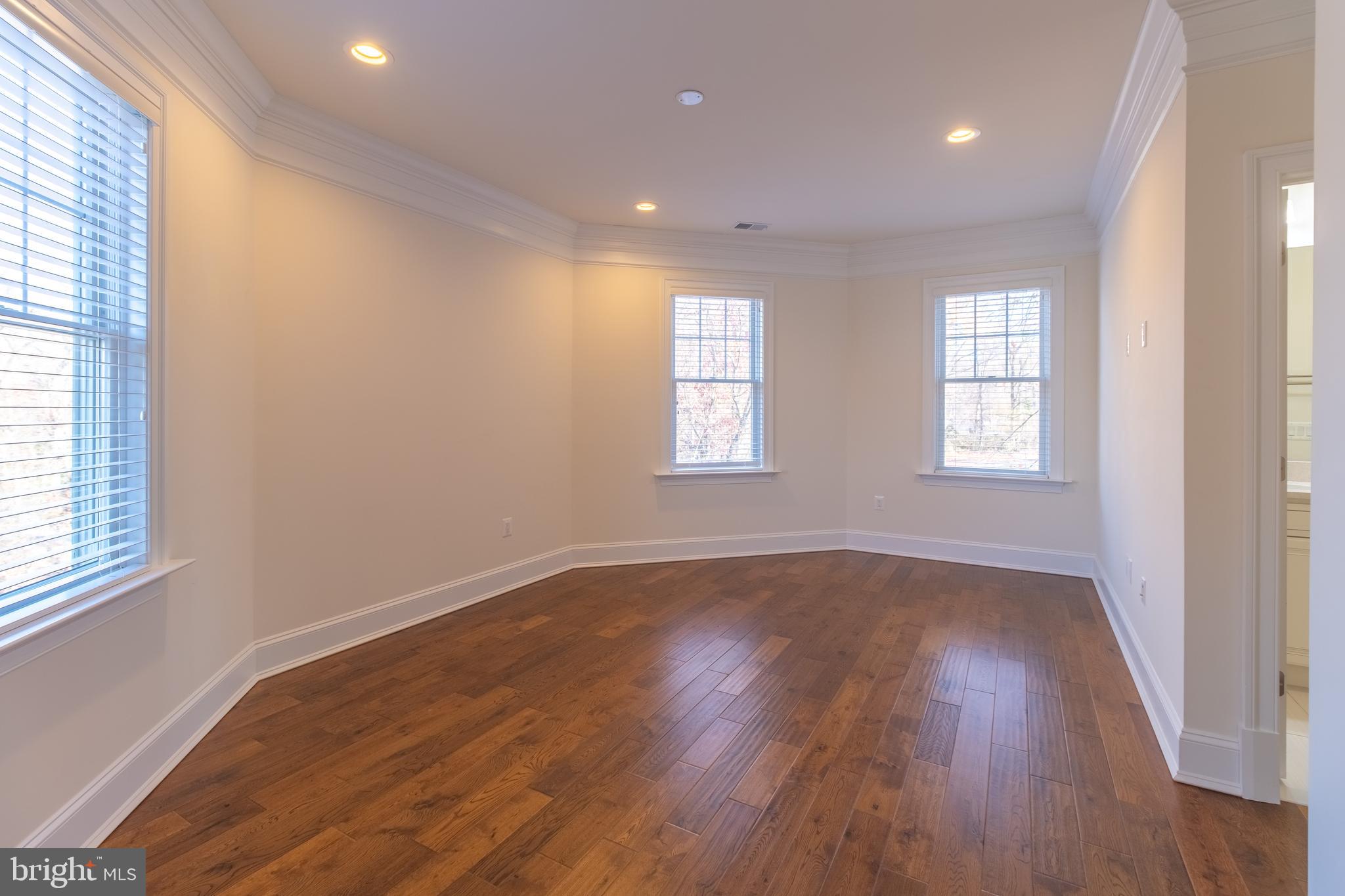 HOLMES RUN ACRES - Residential