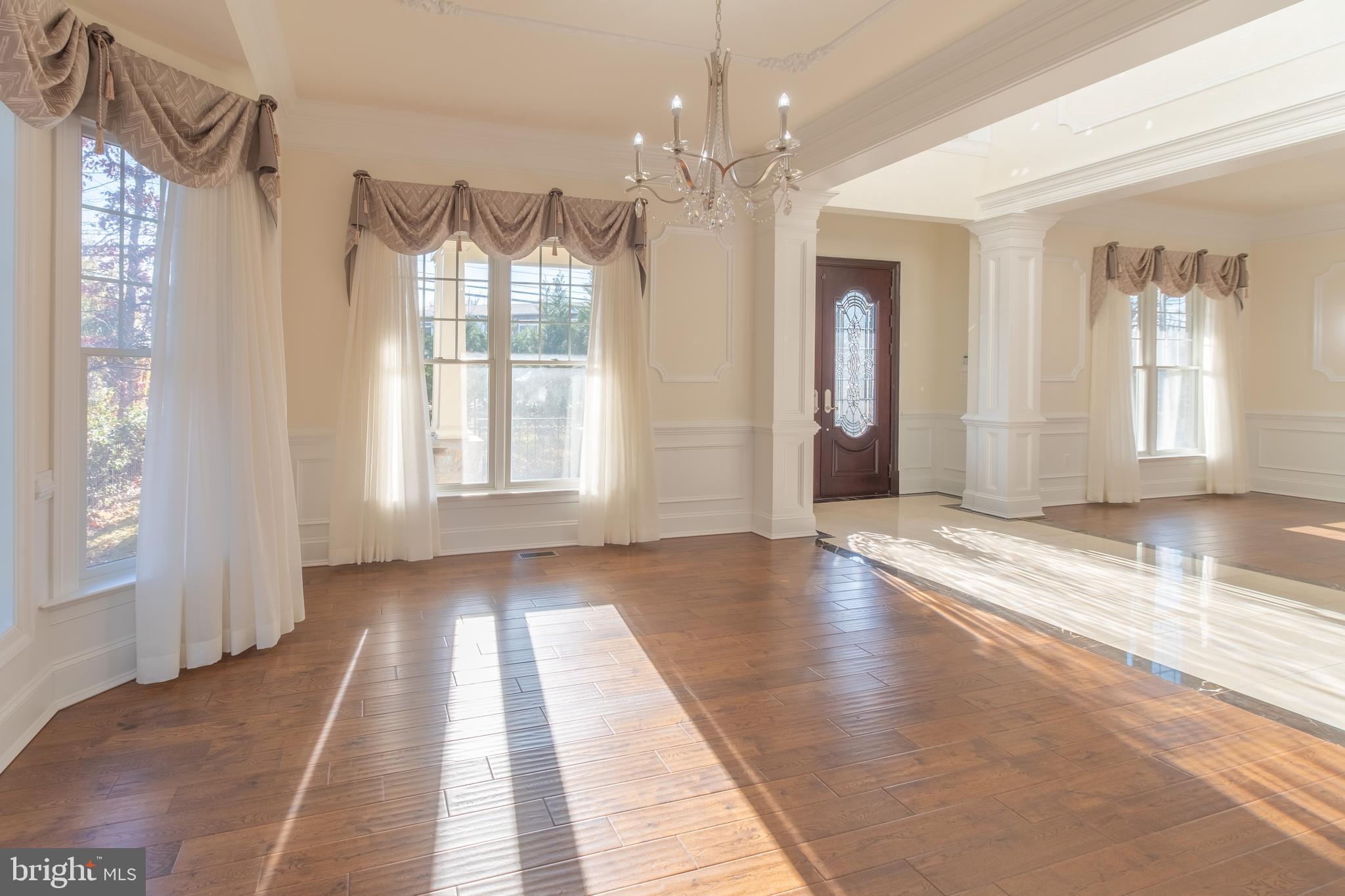 HOLMES RUN ACRES - Residential