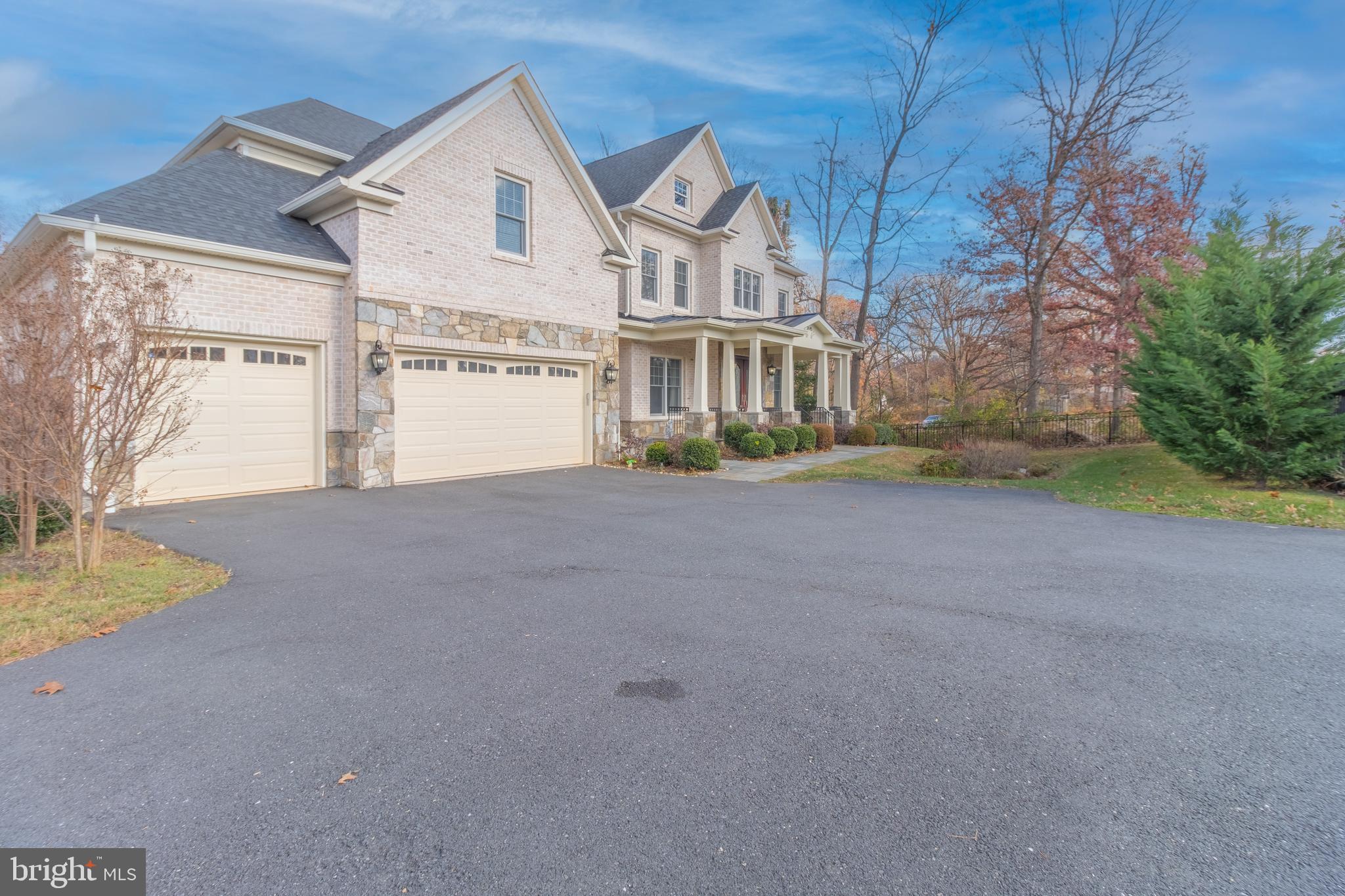 HOLMES RUN ACRES - Residential