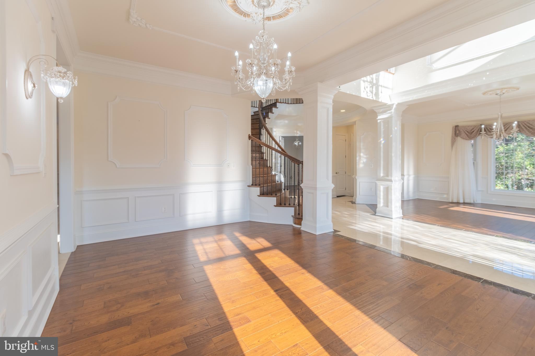 HOLMES RUN ACRES - Residential