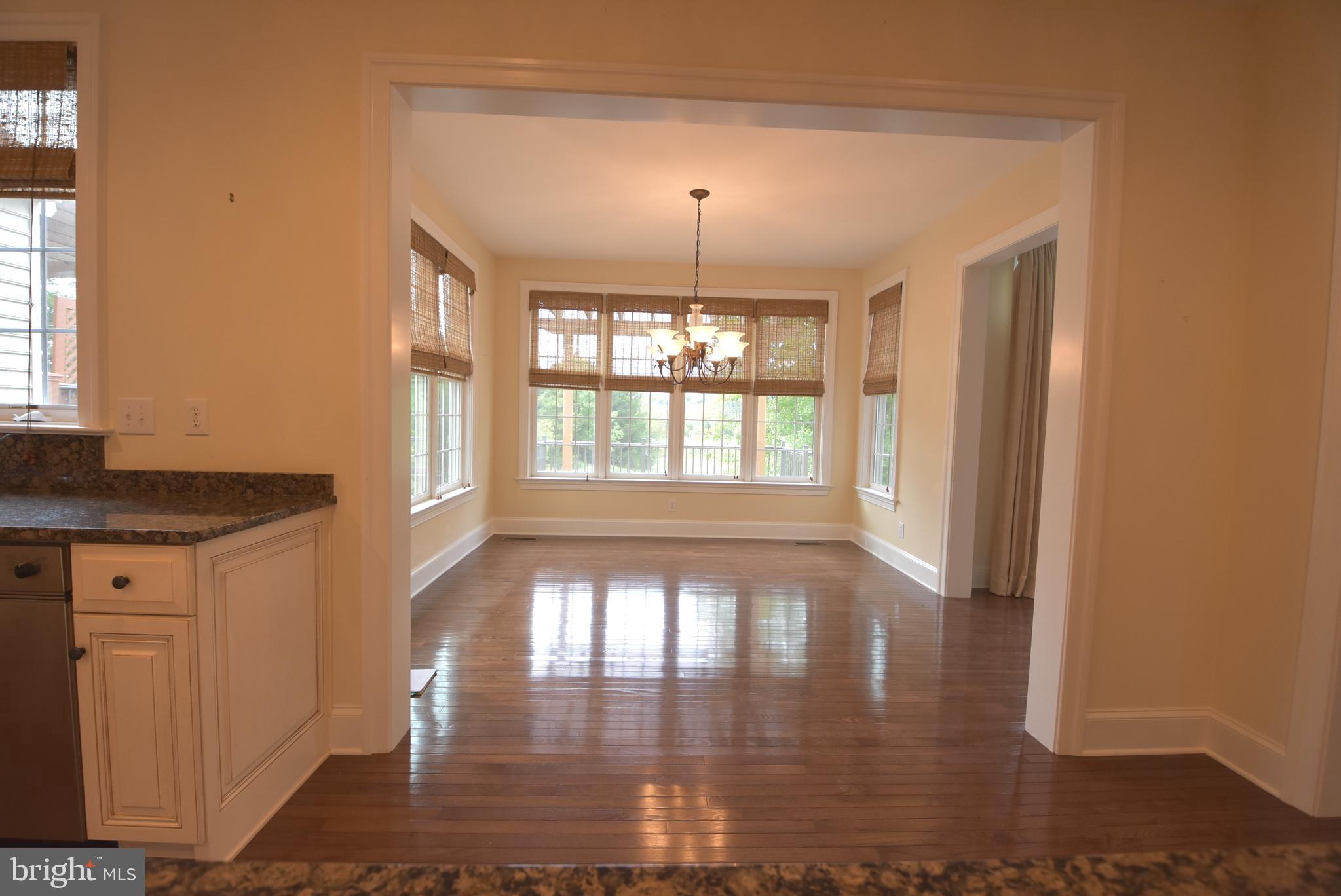 APPLEBROOK - Residential