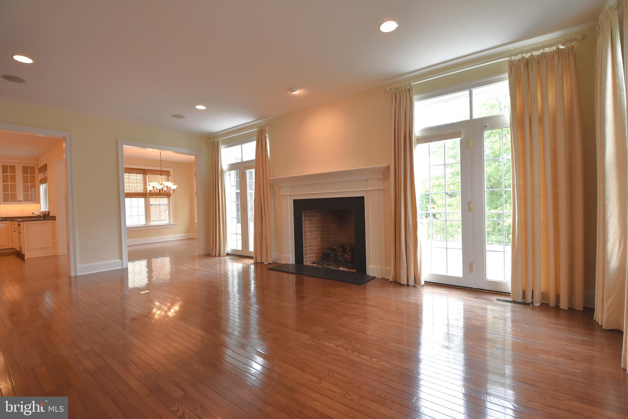 APPLEBROOK - Residential