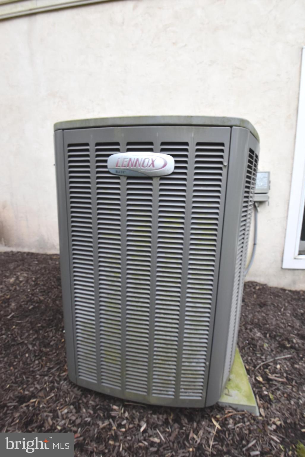 APPLEBROOK - Residential