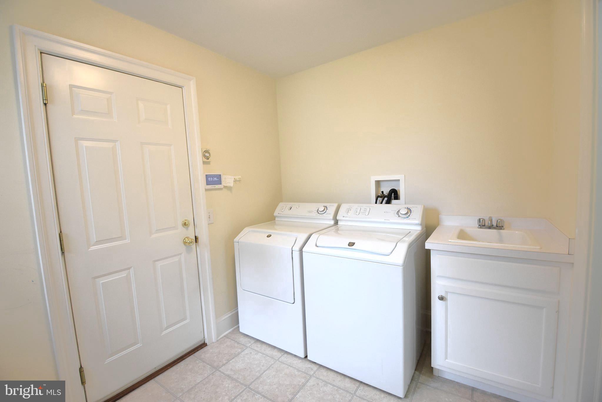 APPLEBROOK - Residential