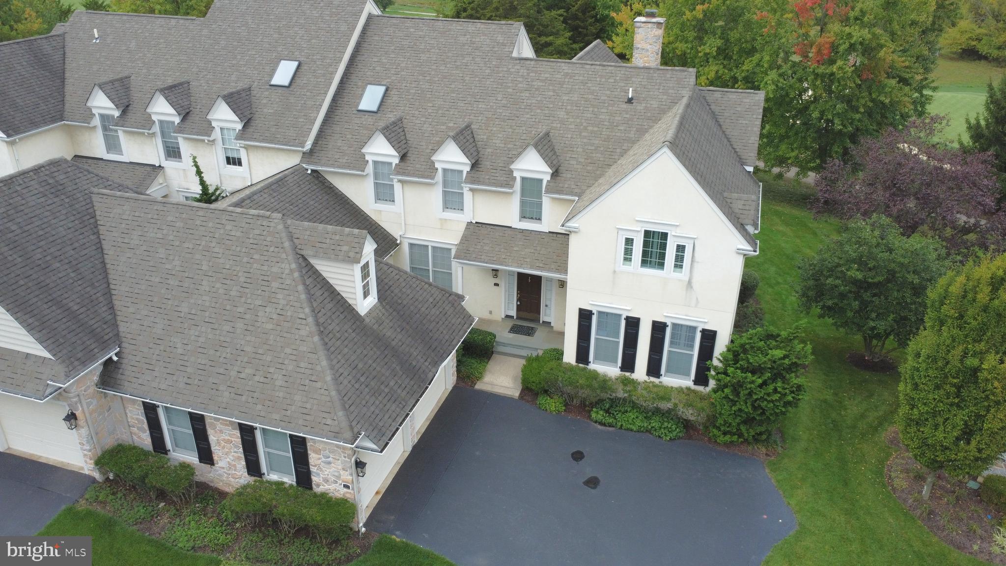 APPLEBROOK - Residential