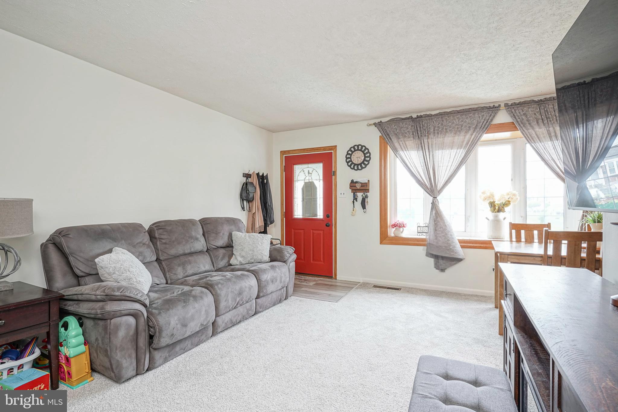 3864 FAIRDALE ROAD
