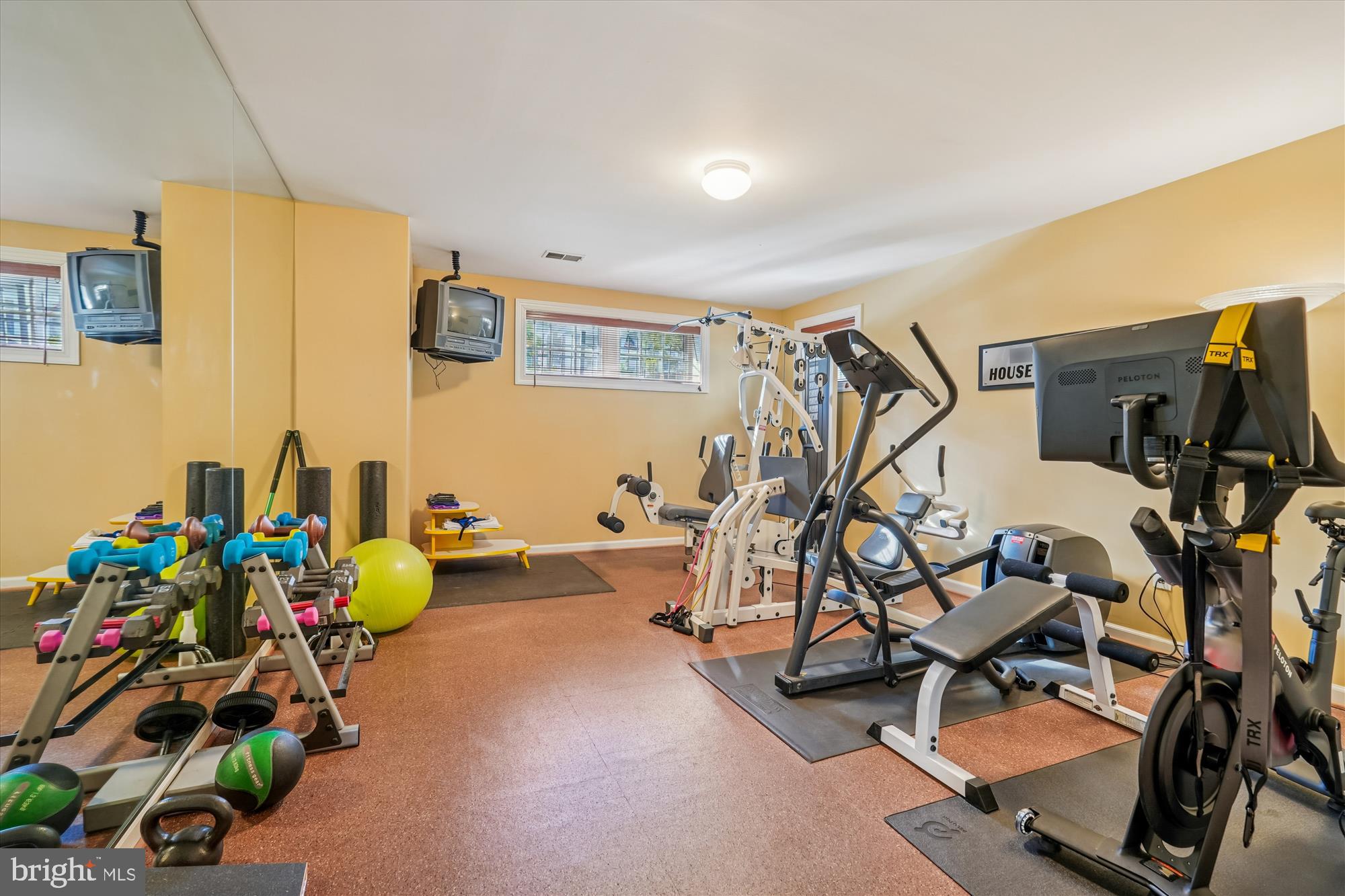 KENTLANDS - Residential