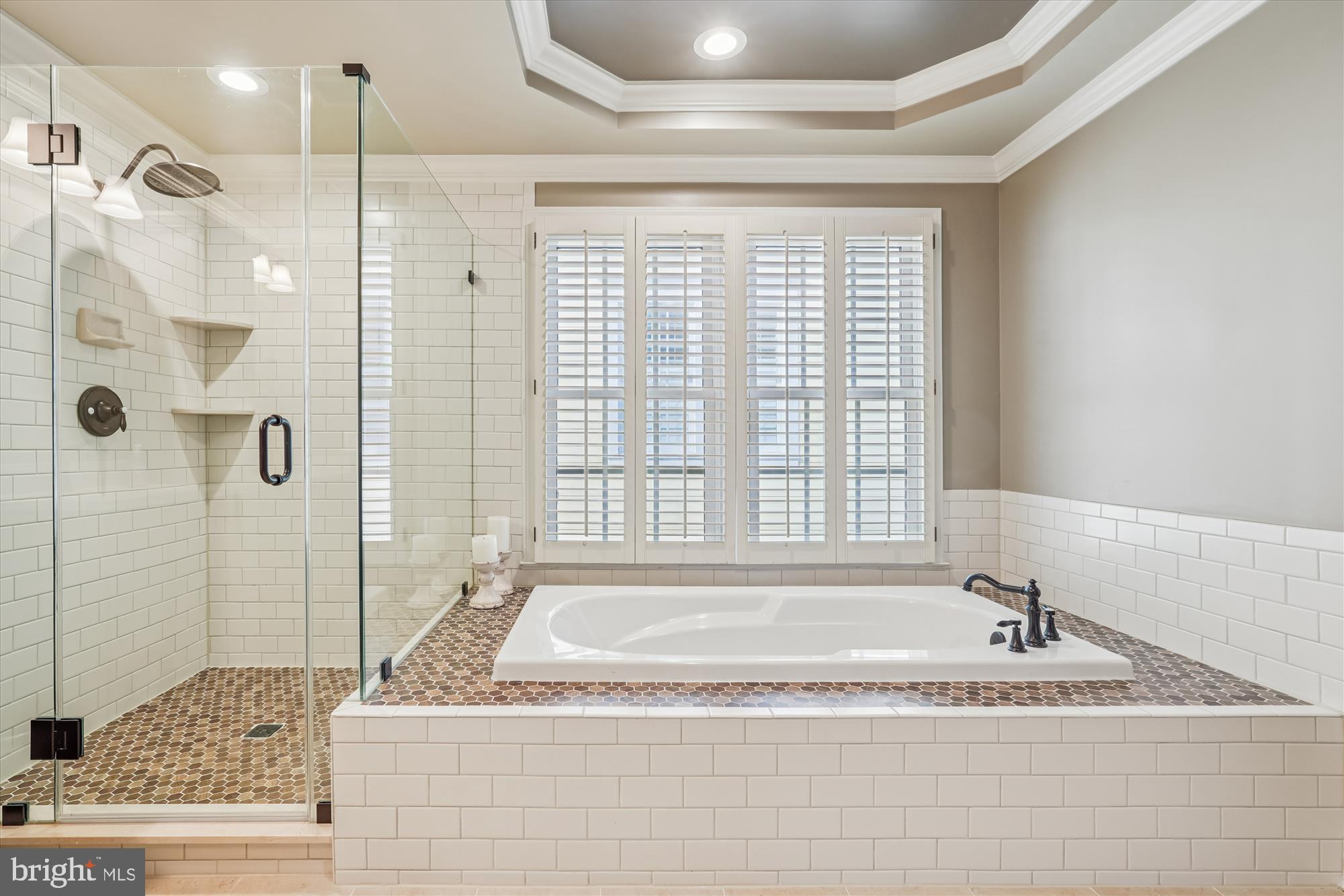 KENTLANDS - Residential