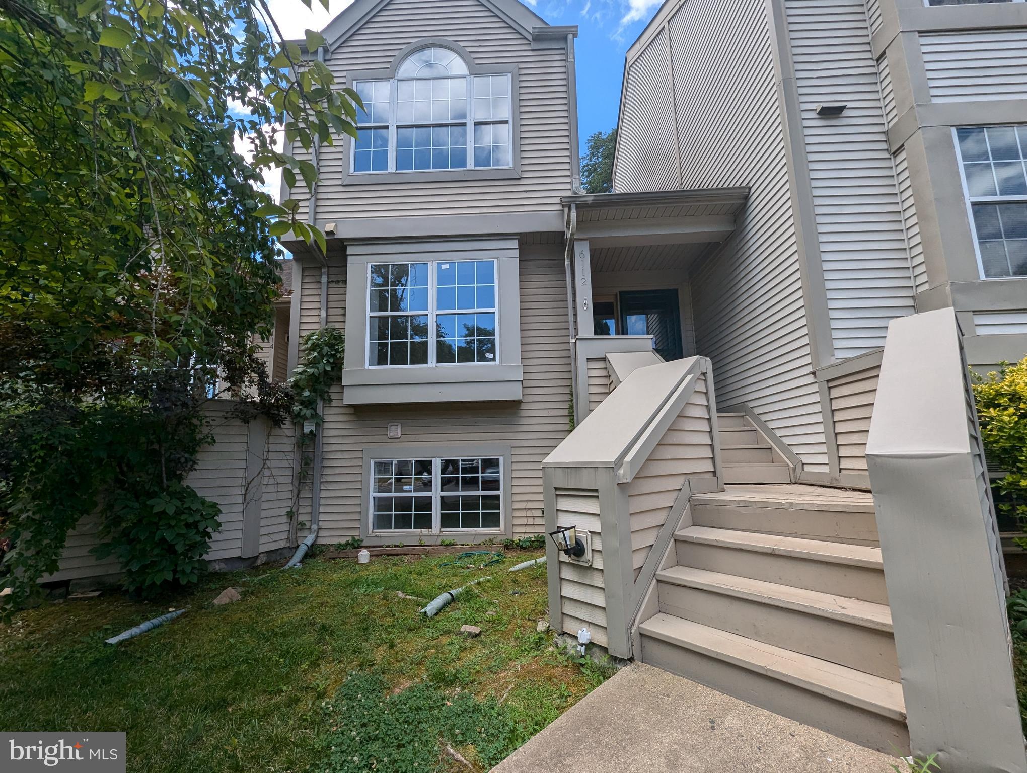 WOODGATE VILLAGE - Residential Lease