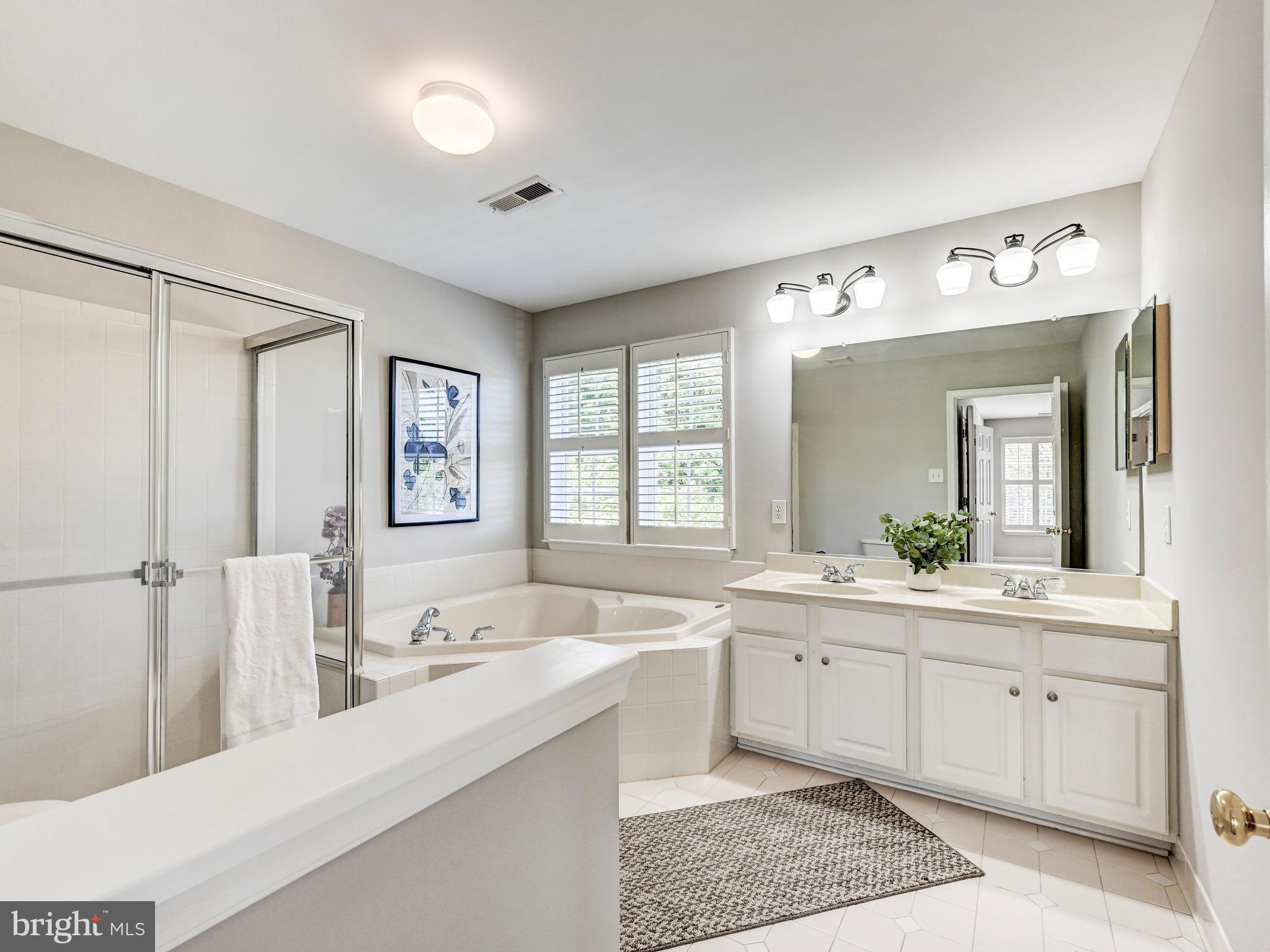 VILLAGE OF RIVER HILL - Residential