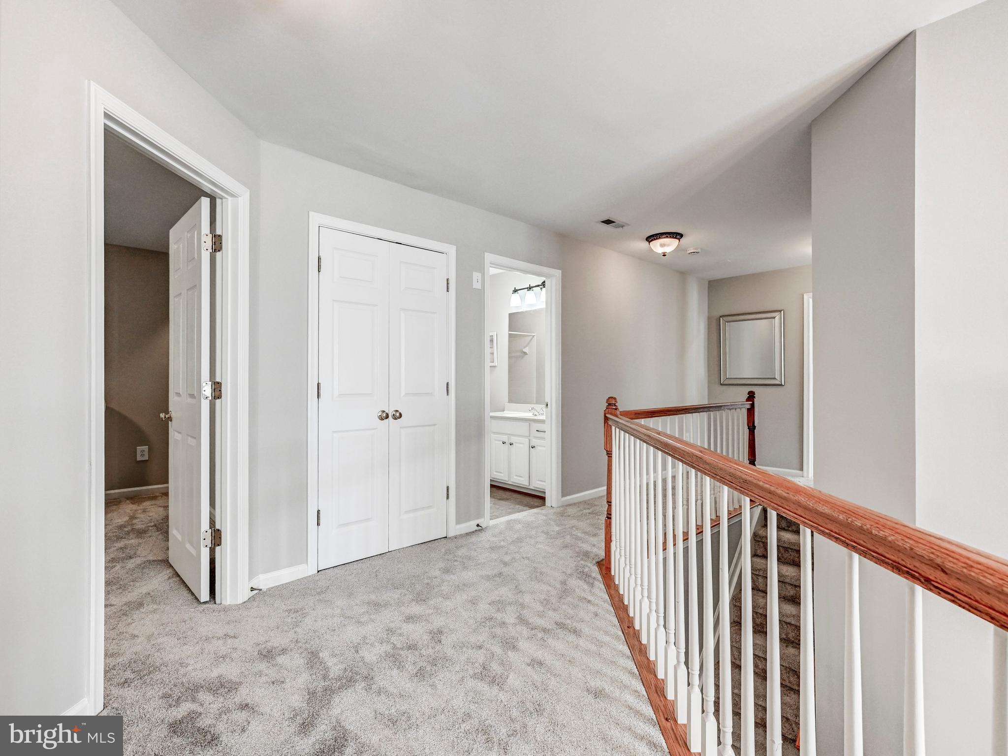 VILLAGE OF RIVER HILL - Residential
