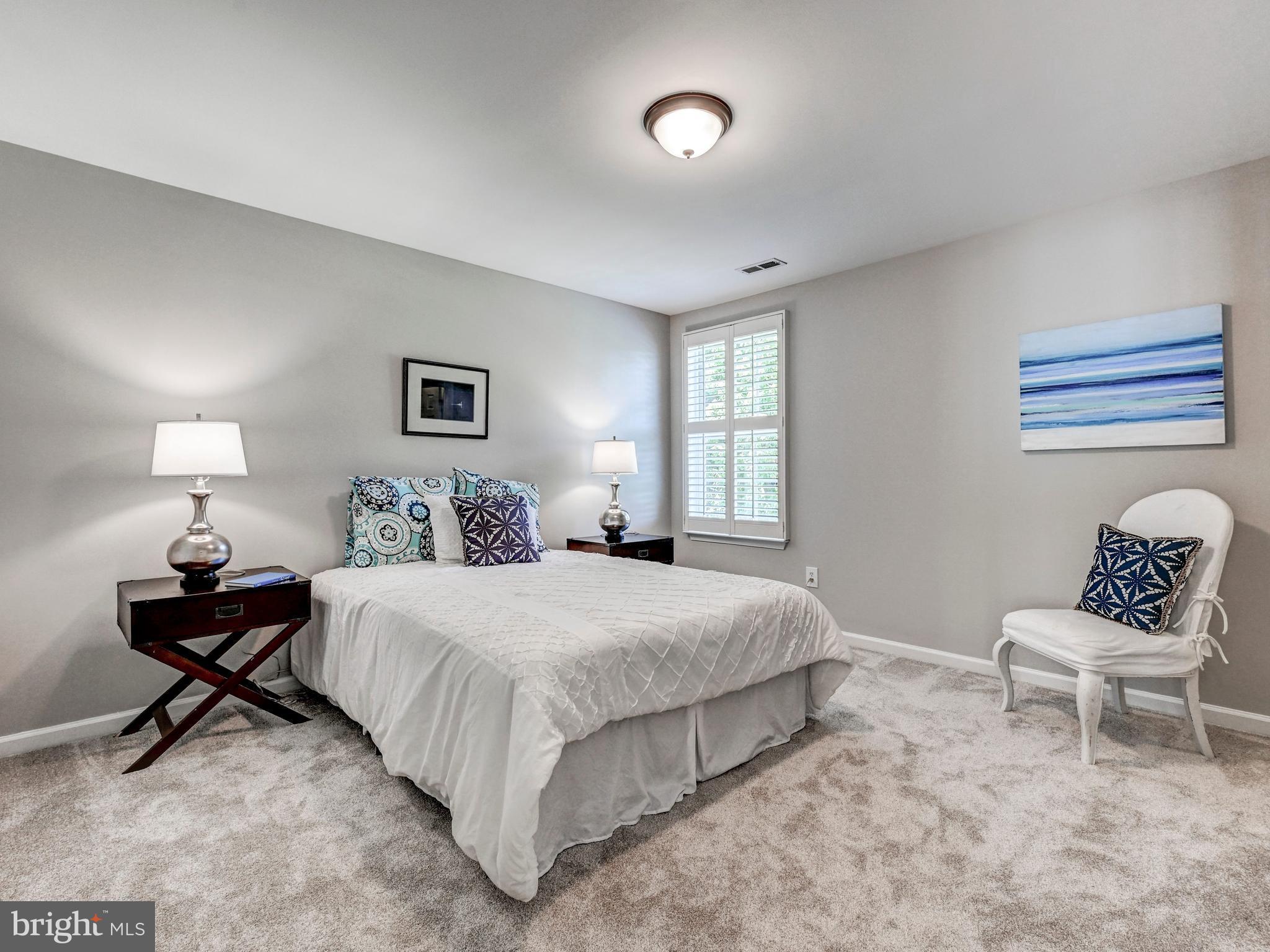 VILLAGE OF RIVER HILL - Residential