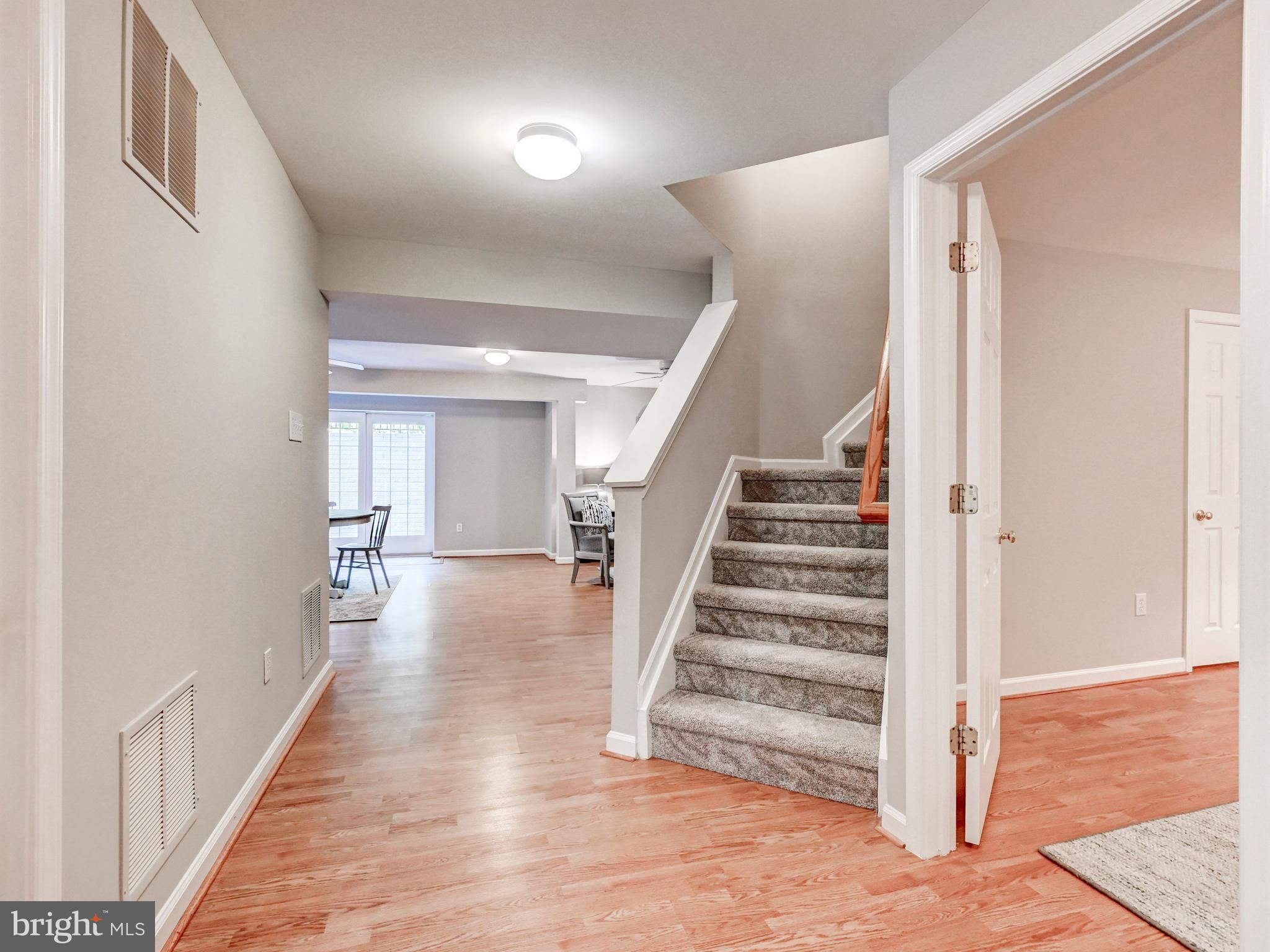 VILLAGE OF RIVER HILL - Residential