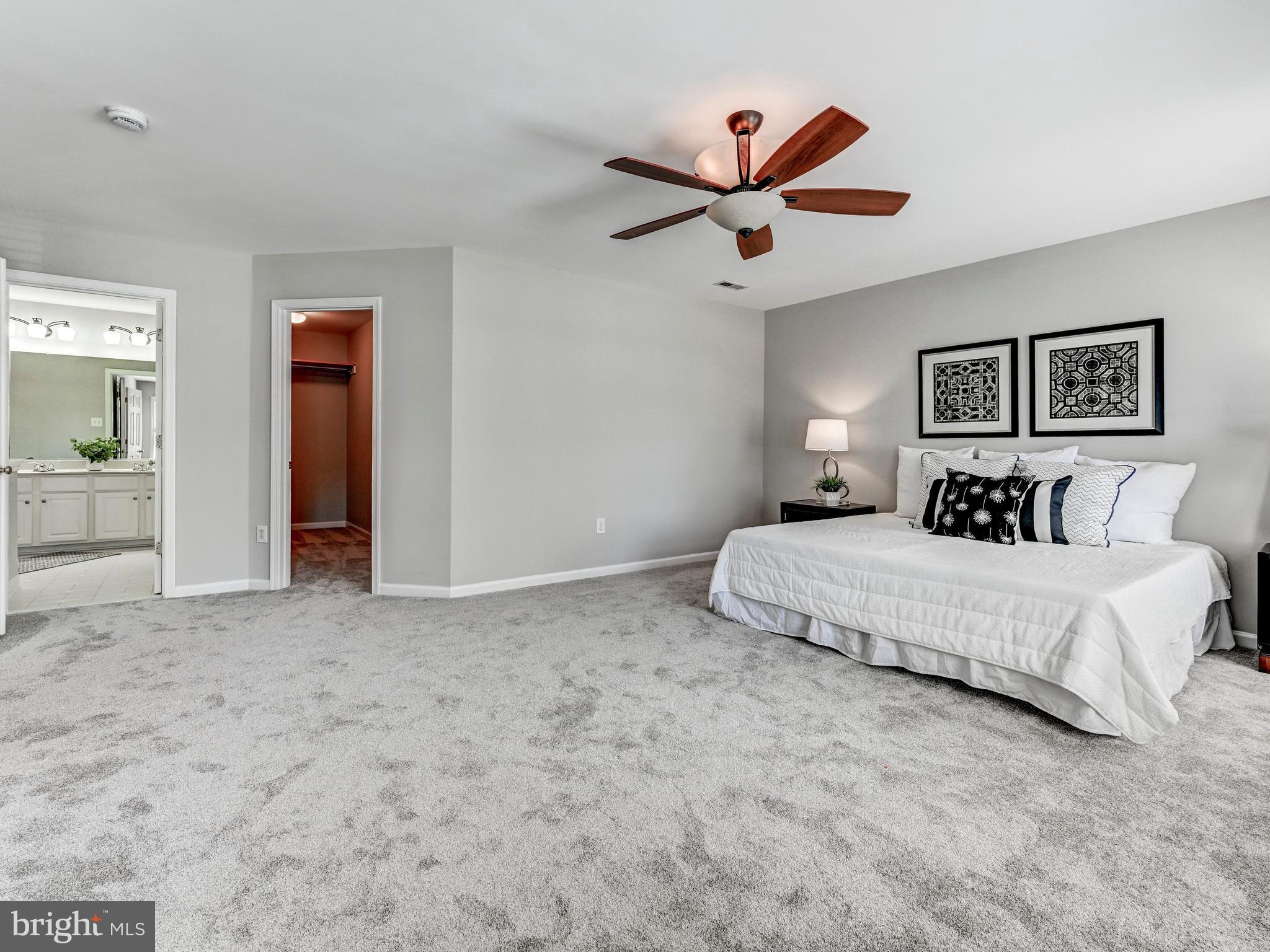 VILLAGE OF RIVER HILL - Residential