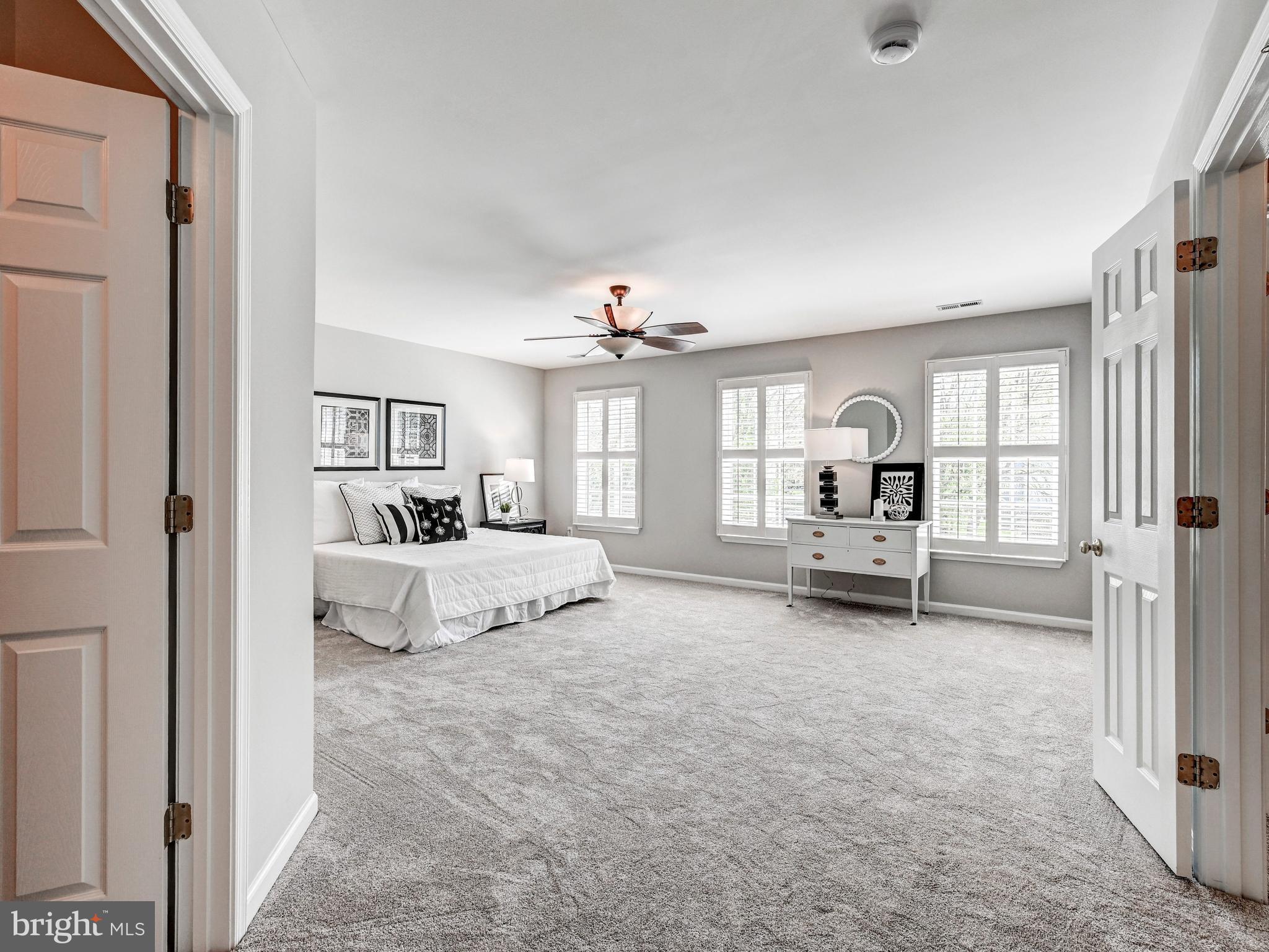 VILLAGE OF RIVER HILL - Residential