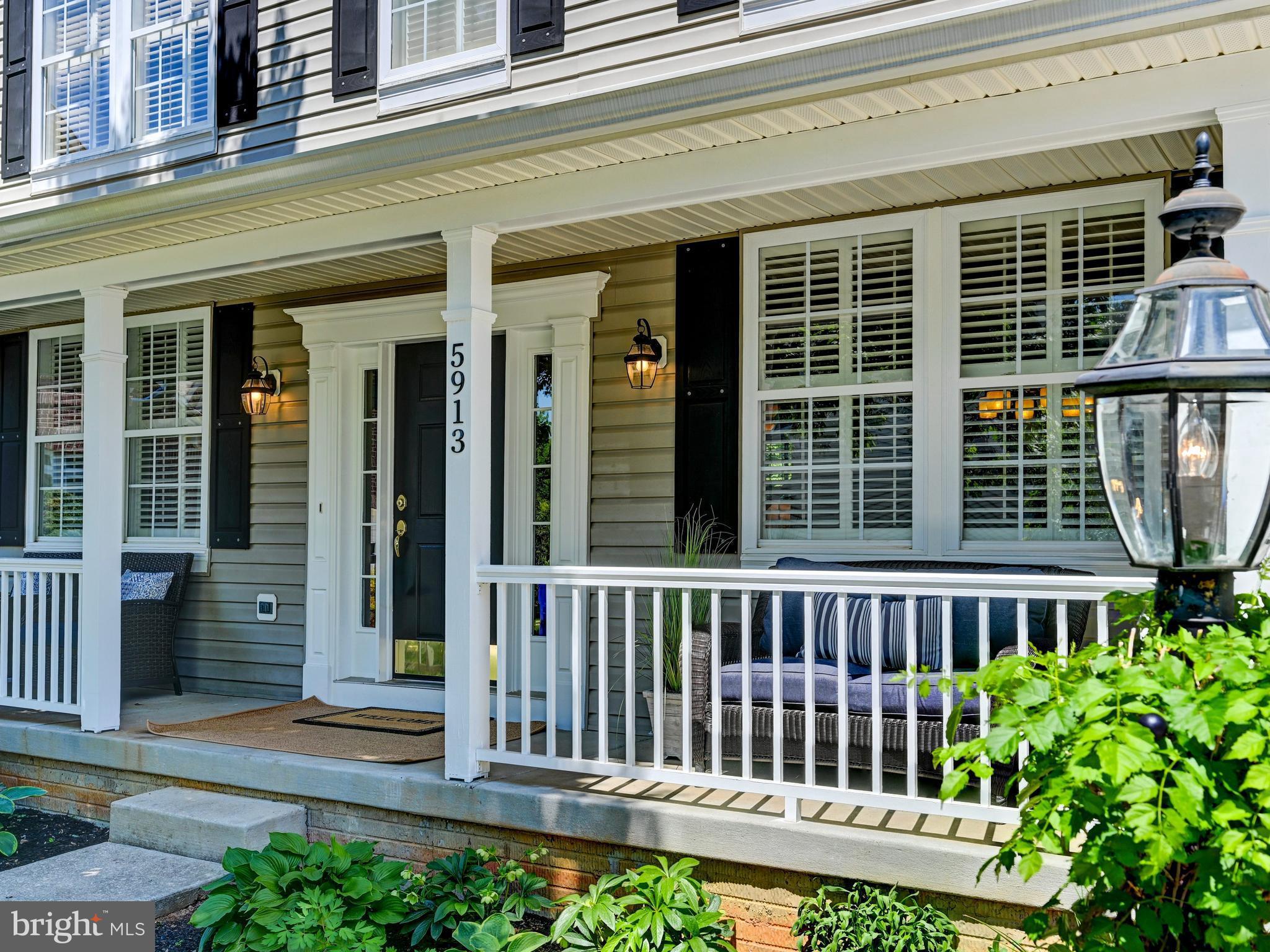 5913 BRIGHT FLOW MEWS