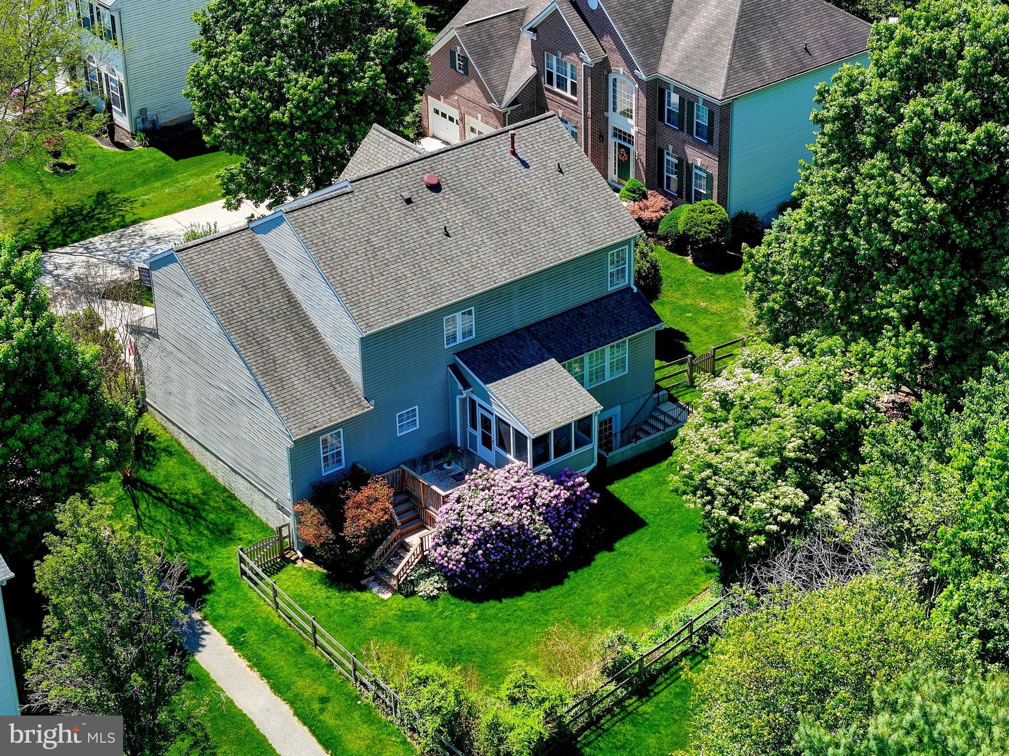 VILLAGE OF RIVER HILL - Residential