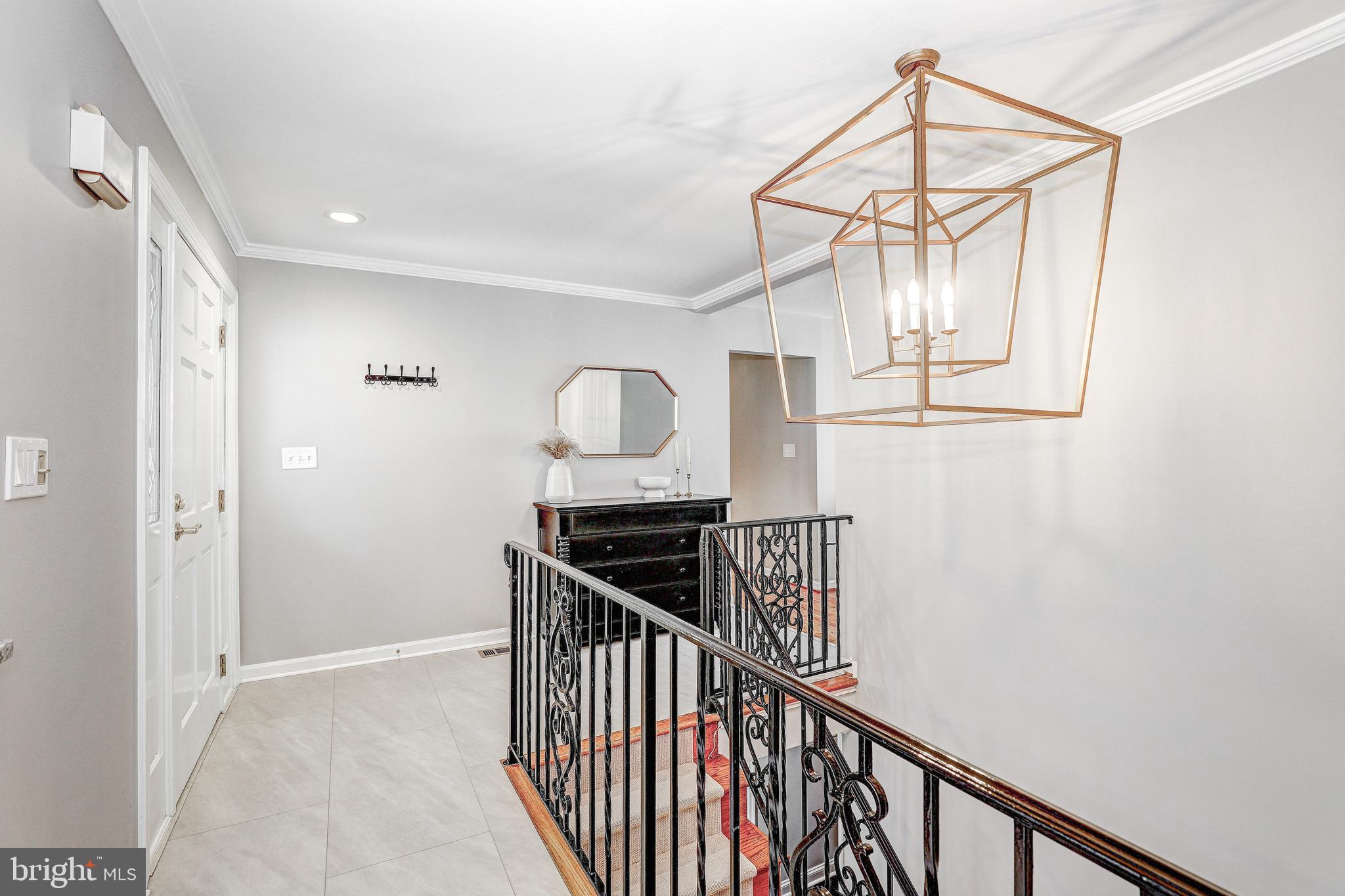 1021 TIMBER TRAIL ROAD